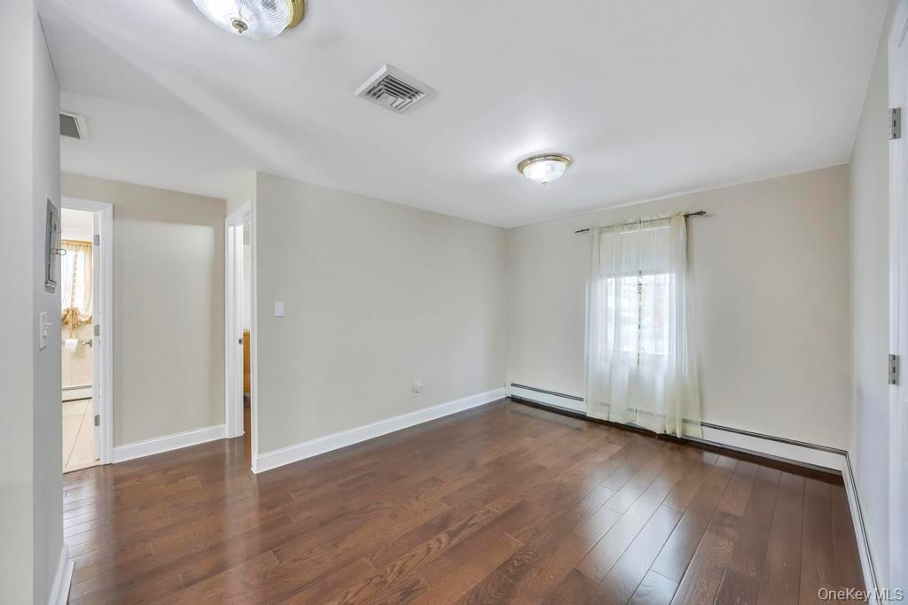 #13 photo, 30 Andover Lane, ナッソー郡 Hicksville , NY 11801