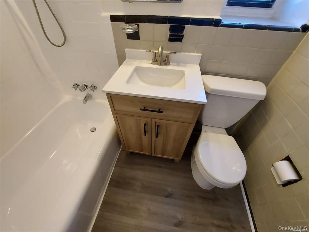 #11 photo, 147-12 78th Road, クイーンズ区 Kew Garden Hills , NY 11367