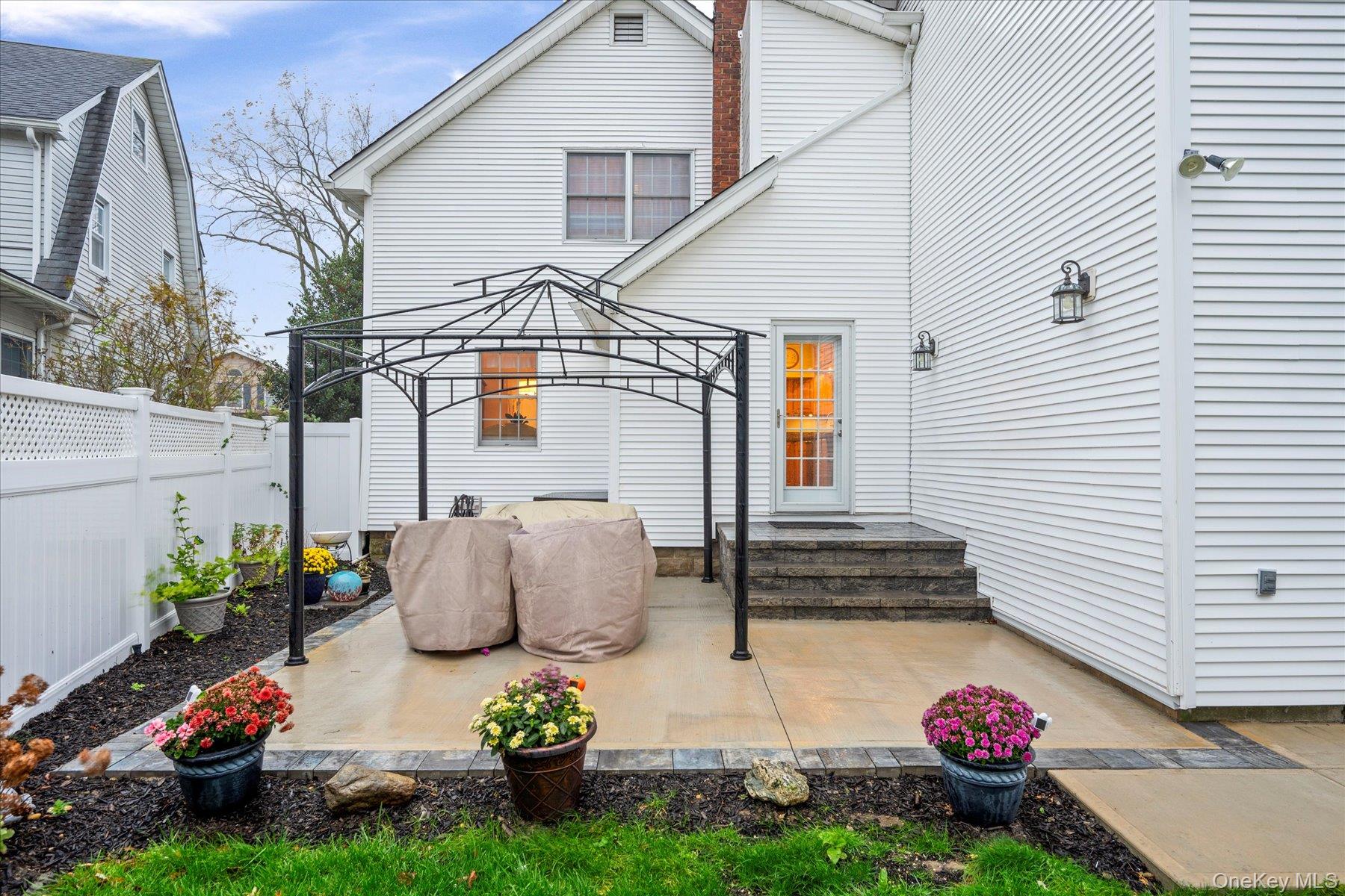 #3 photo, 51 Marvin Street, サフォーク郡 Patchogue , NY 11772