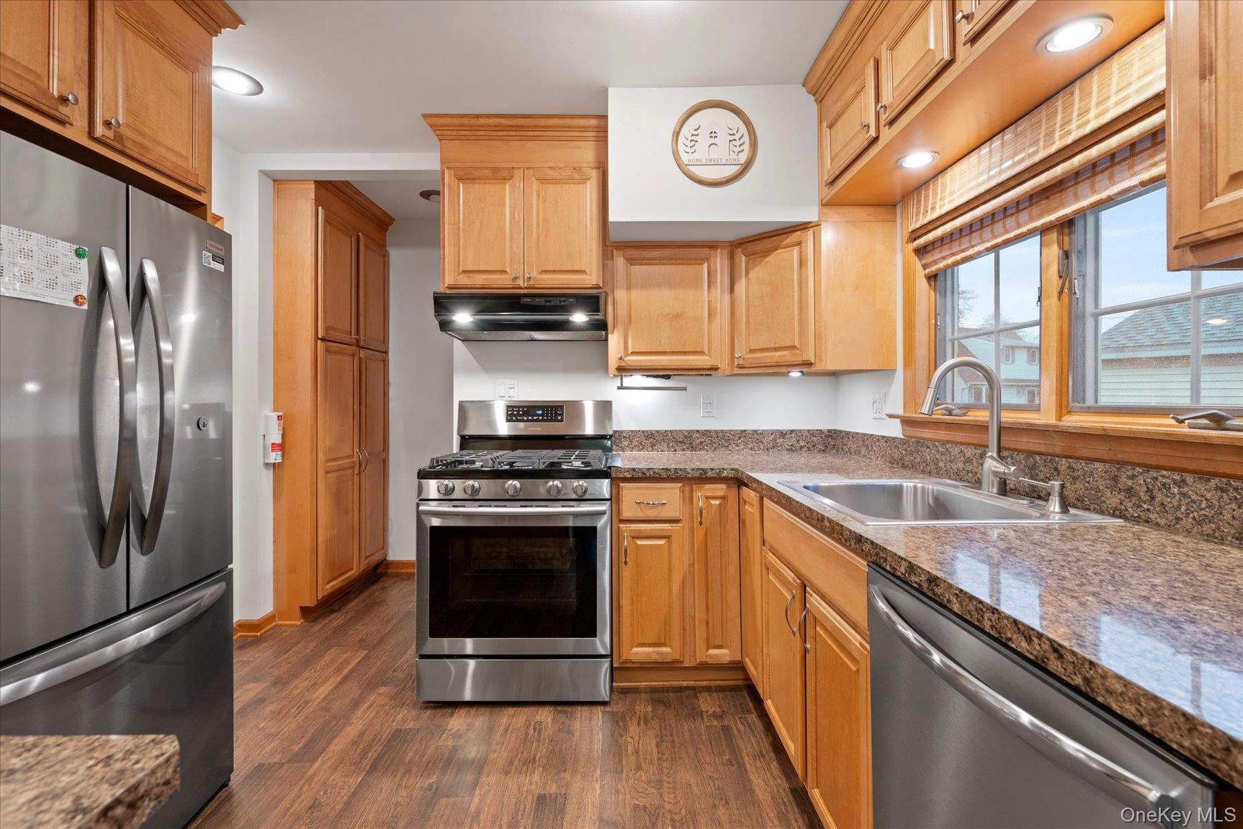 #6 photo, 51 Marvin Street, サフォーク郡 Patchogue , NY 11772