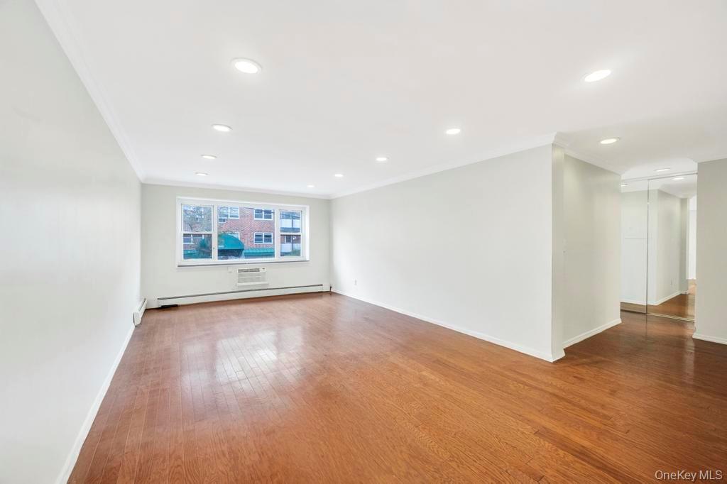 #14 photo, 101 Lincoln Avenue, ナッソー郡 Mineola , NY 11501