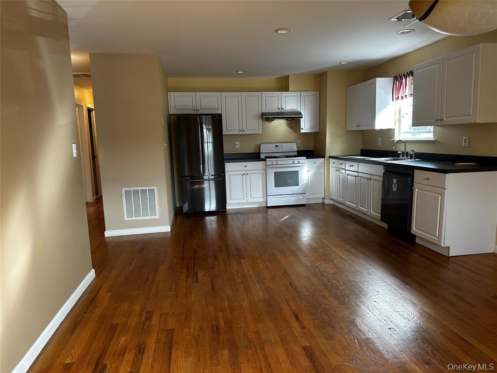 #6 photo, 15 Shari Court, ナッソー郡 Hicksville , NY 11801