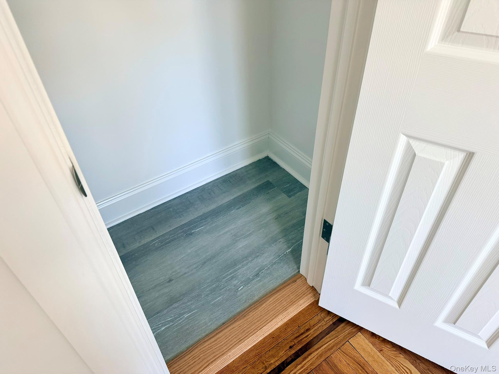 #16 photo, 47-48 43 Street, クイーンズ区 Woodside , NY 11377