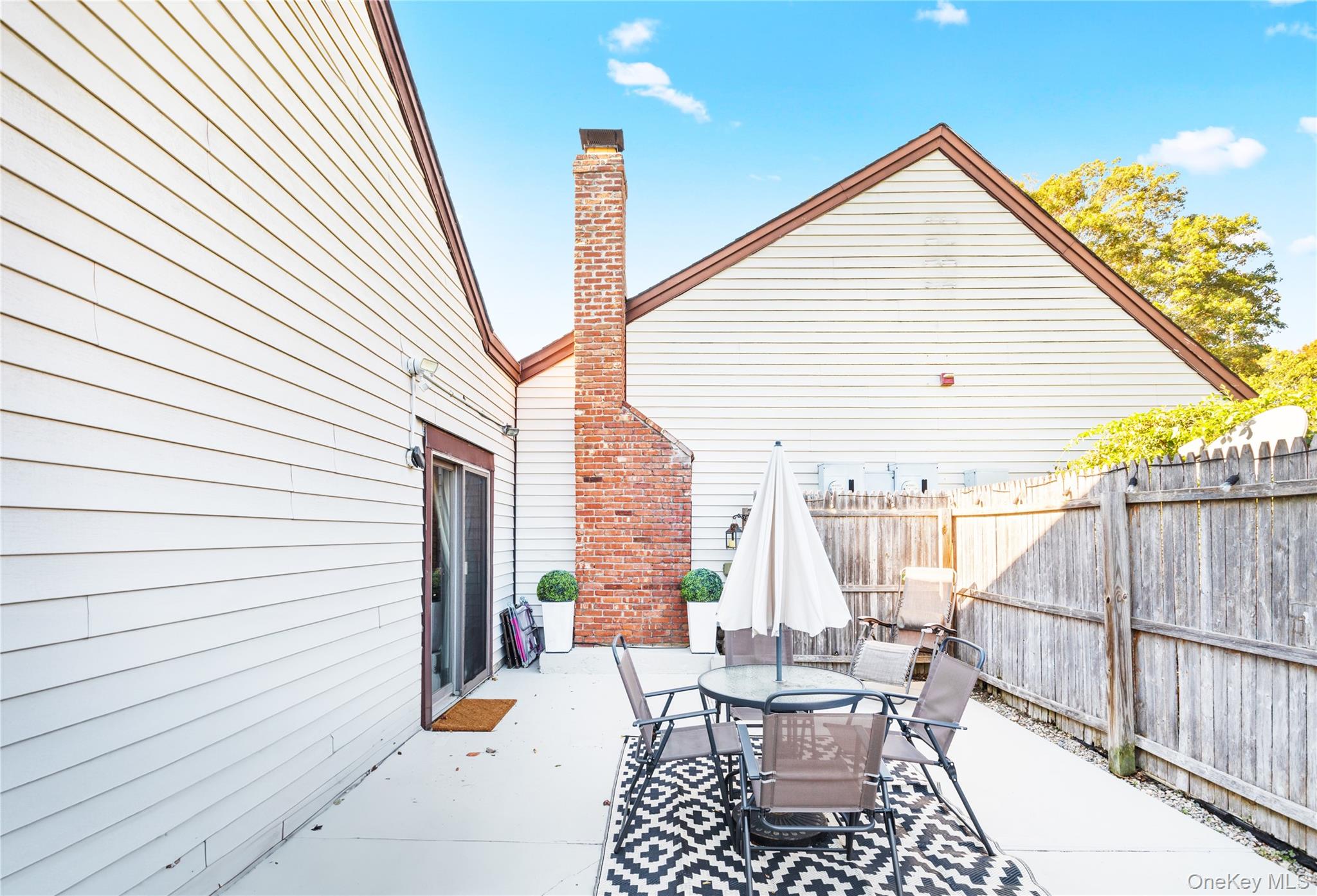 #11 photo, 93 Gauguin Court, Middle Island , NY 11953