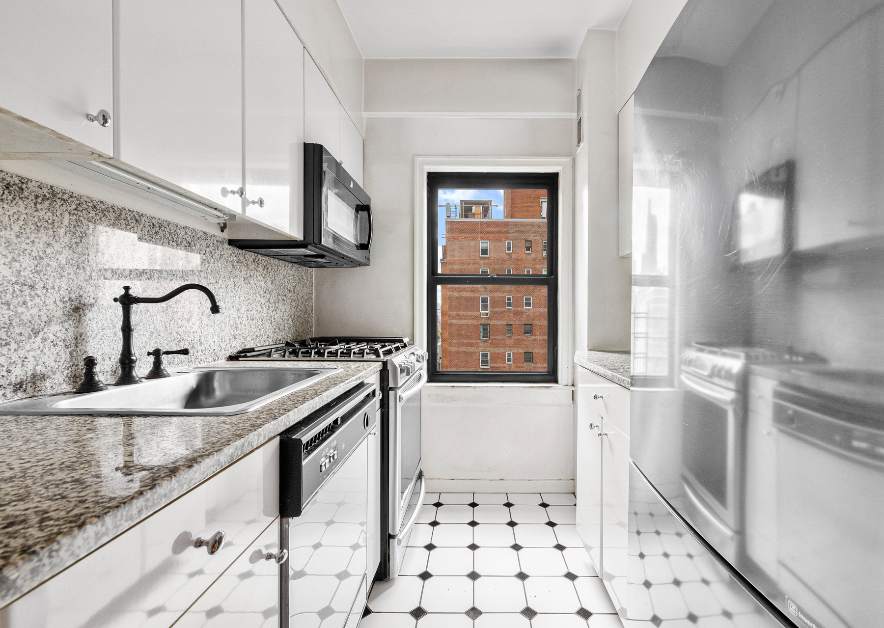 #10 photo, 123 E 37th Street, マンハッタン Murray Hill , NY 10016