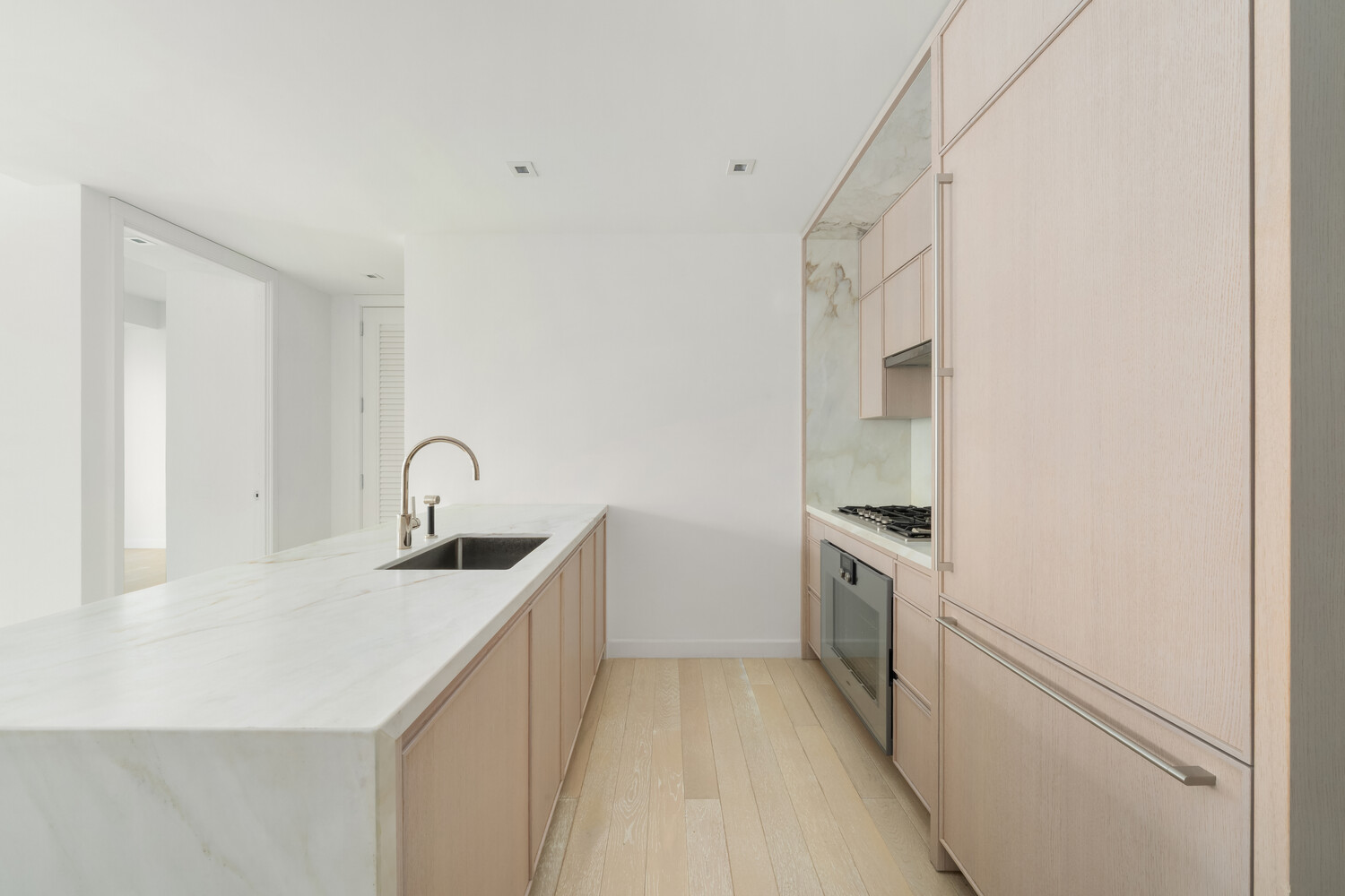 #4 photo, 138 E 50TH Street, マンハッタン Turtle Bay , NY 10022