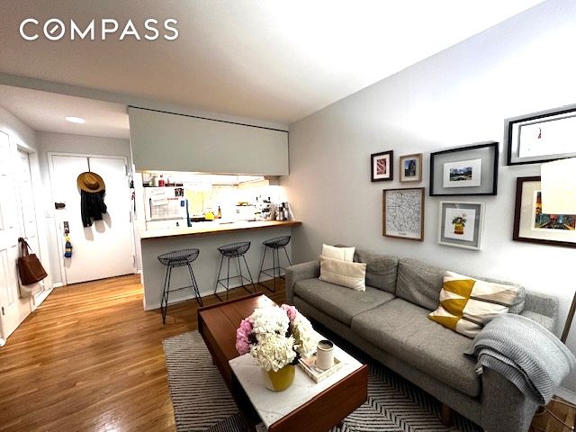 #8 photo, New York City, Upper West Side , NY 10024