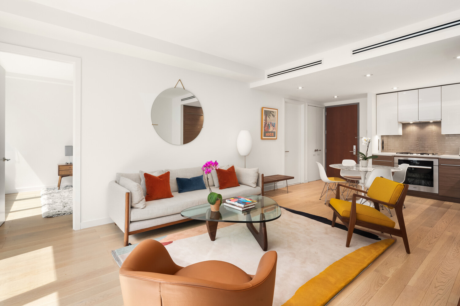 #1 photo, 337 E 62ND Street, マンハッタン Lenox Hill , NY 10065