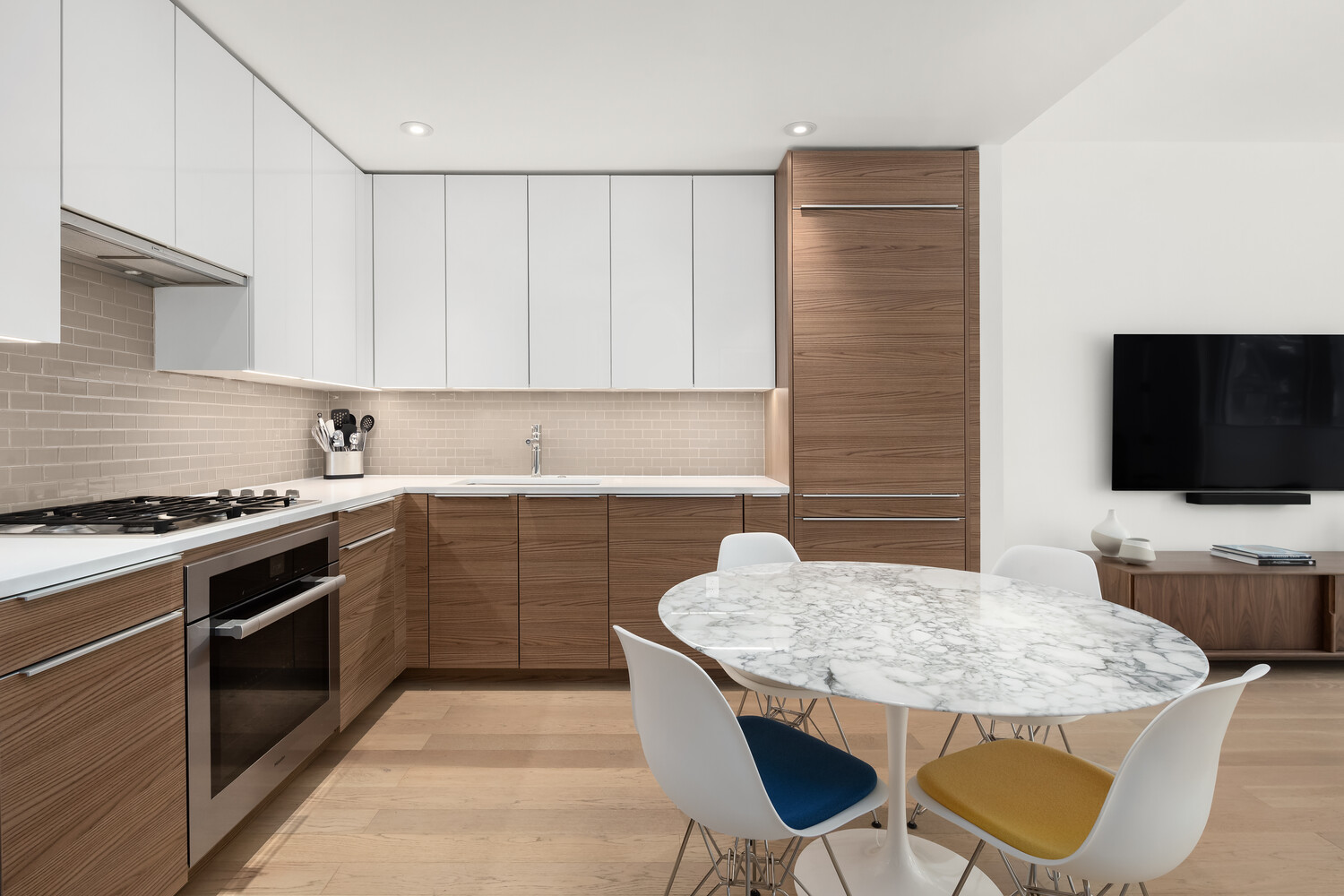 #10 photo, 337 E 62ND Street, マンハッタン Lenox Hill , NY 10065