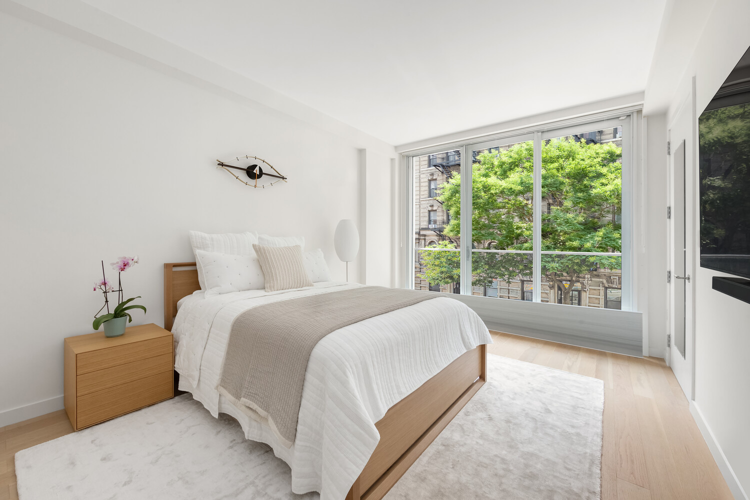 #4 photo, 337 E 62ND Street, マンハッタン Lenox Hill , NY 10065