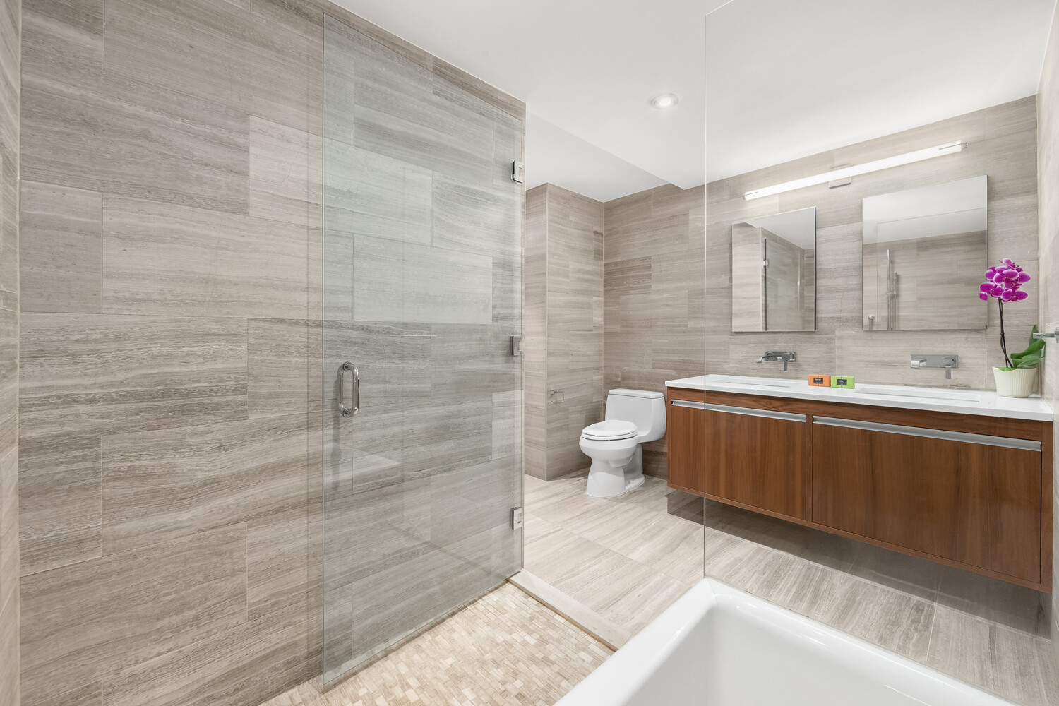 #6 photo, 337 E 62ND Street, マンハッタン Lenox Hill , NY 10065