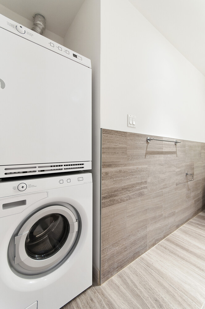 #9 photo, 337 E 62ND Street, マンハッタン Lenox Hill , NY 10065