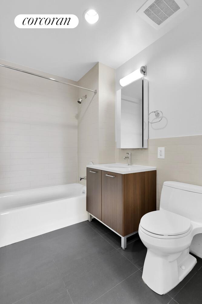 #5 photo, Astoria, クイーンズ区 Astoria , NY 11106