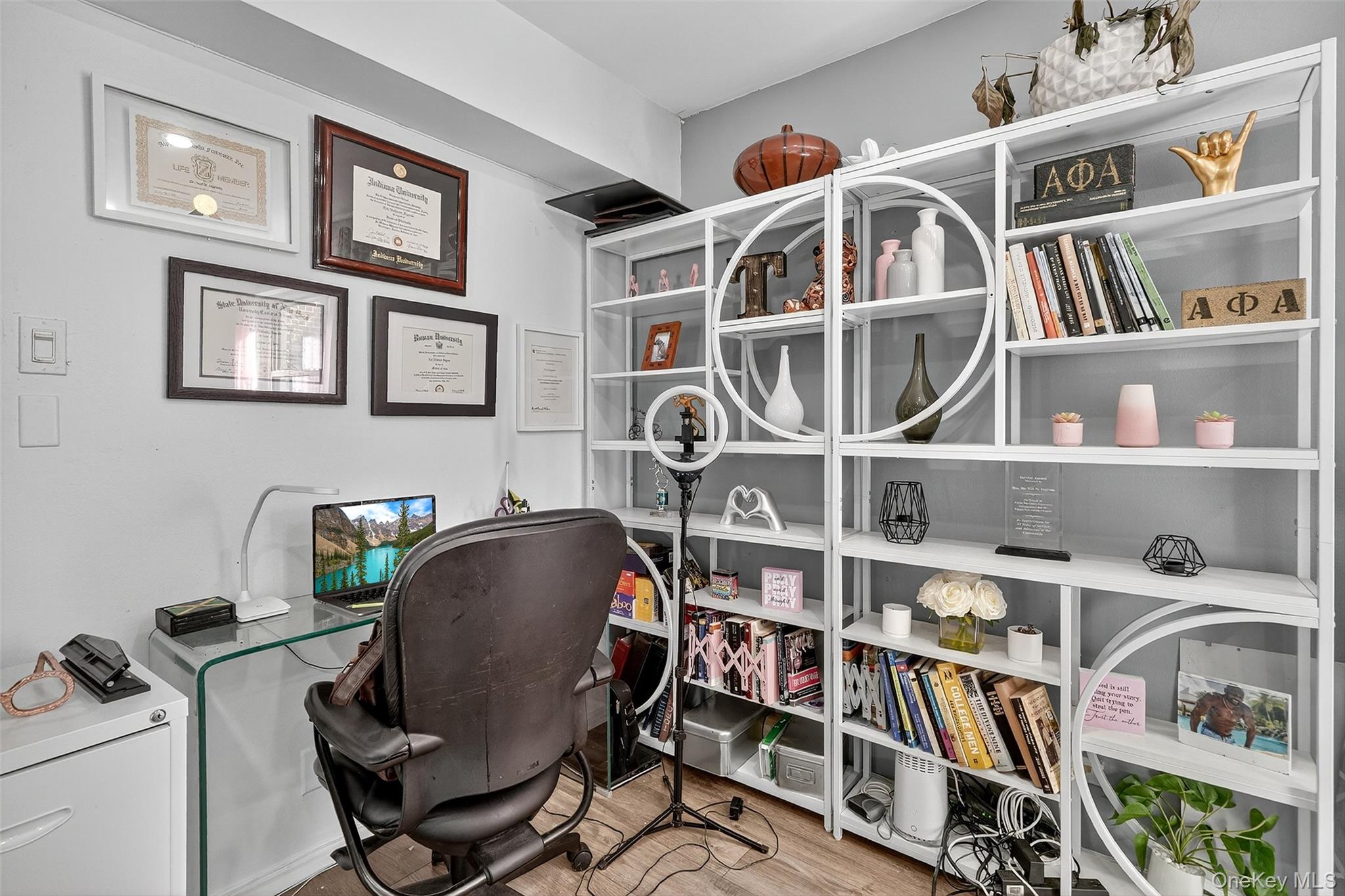 #8 photo, 1010 Sherman Avenue, ブロンクス区 Bronx , NY 10456