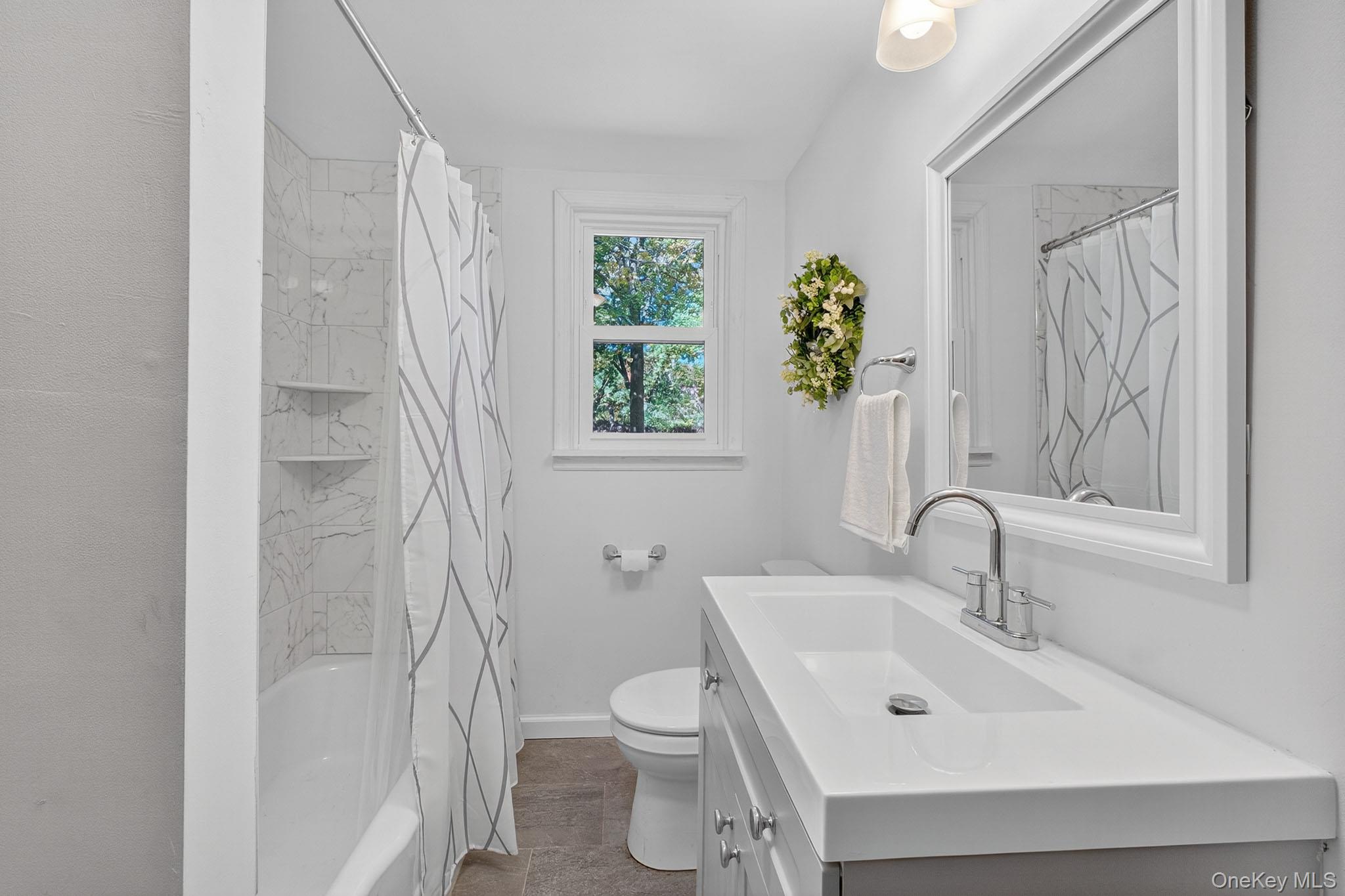 #20 photo, 86 Gardnertown Road, Newburgh , NY 12550