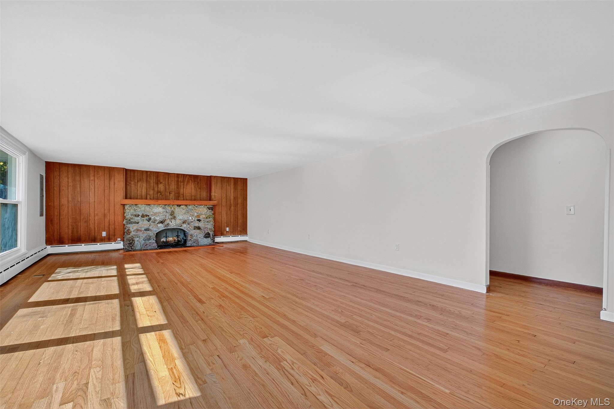 #4 photo, 86 Gardnertown Road, Newburgh , NY 12550