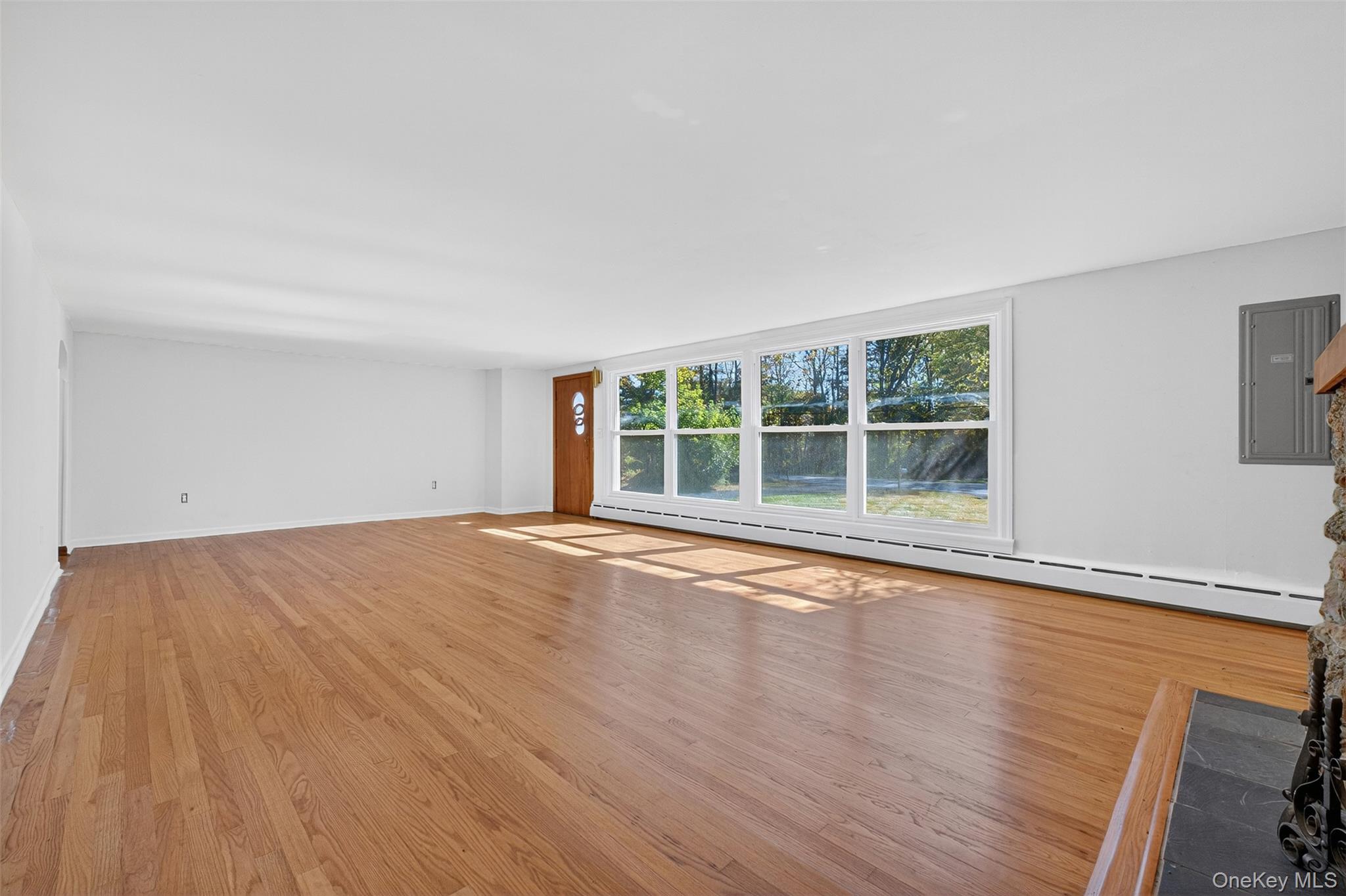 #8 photo, 86 Gardnertown Road, Newburgh , NY 12550