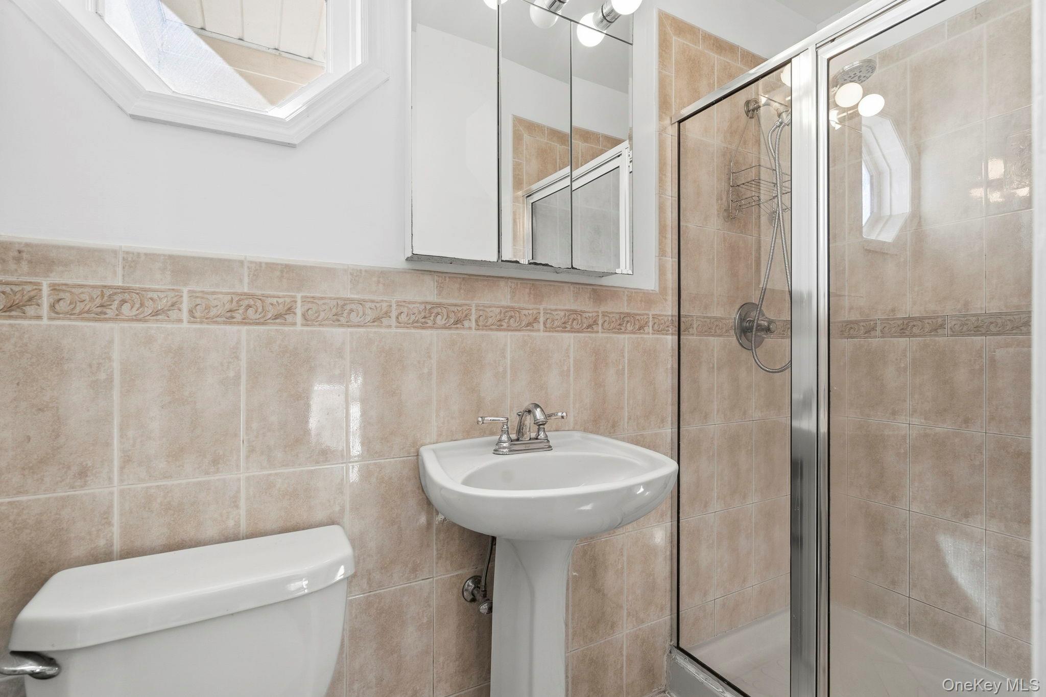 #13 photo, 52 Rogers Drive, New Rochelle , NY 10804