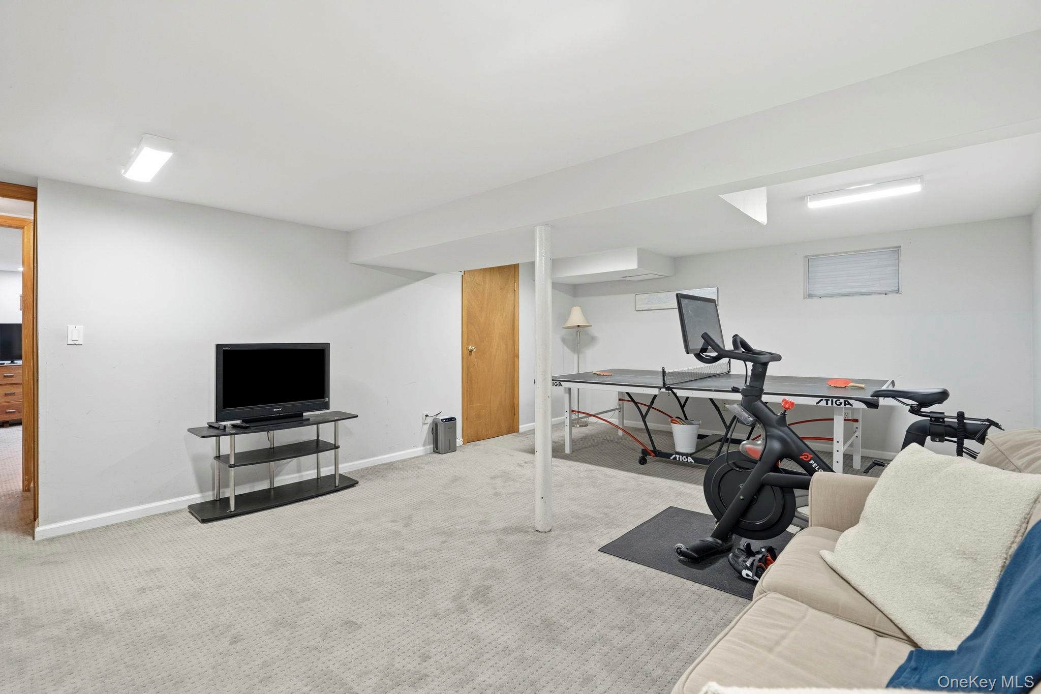 #19 photo, 52 Rogers Drive, New Rochelle , NY 10804