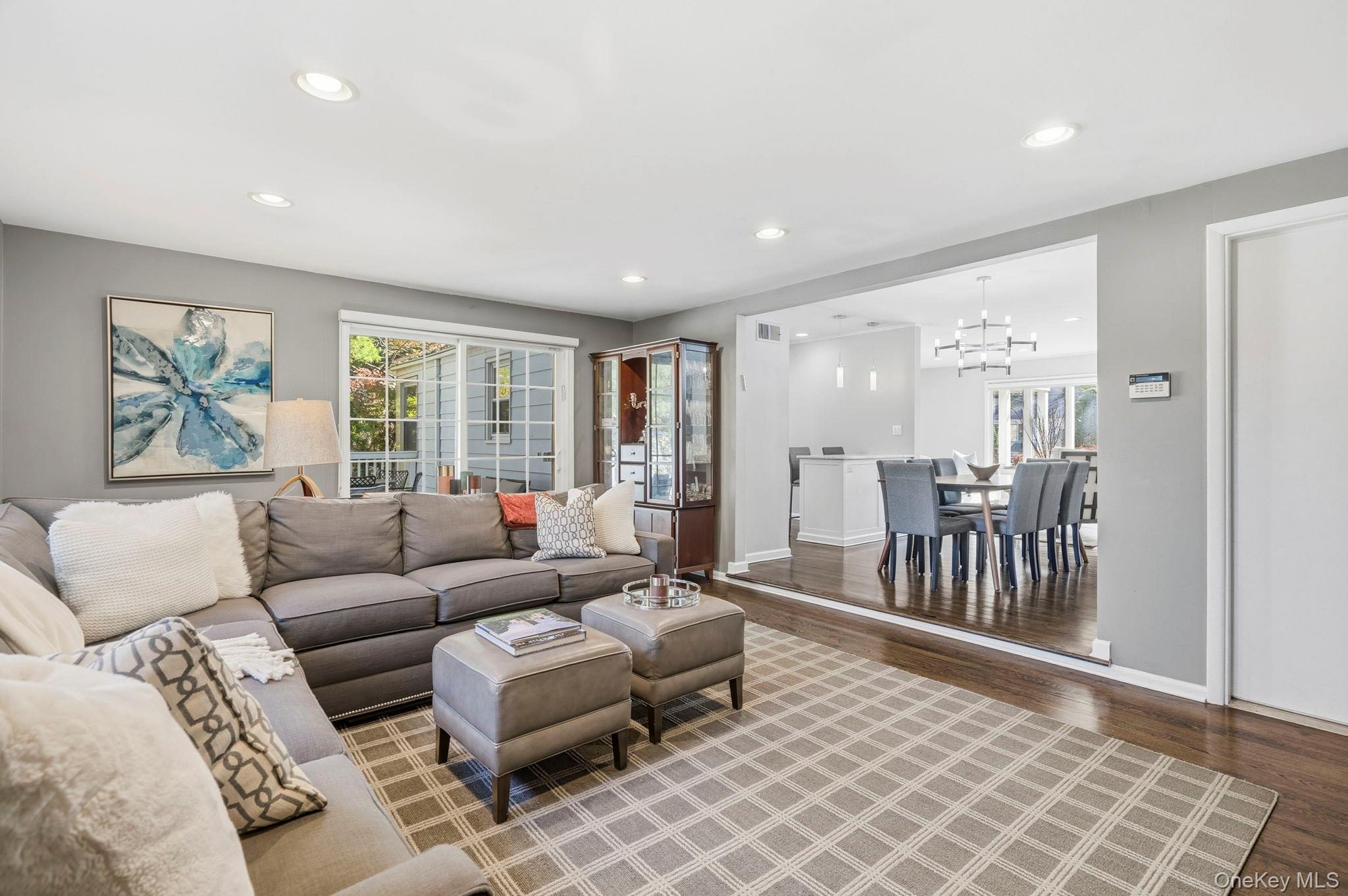 #7 photo, 52 Rogers Drive, New Rochelle , NY 10804