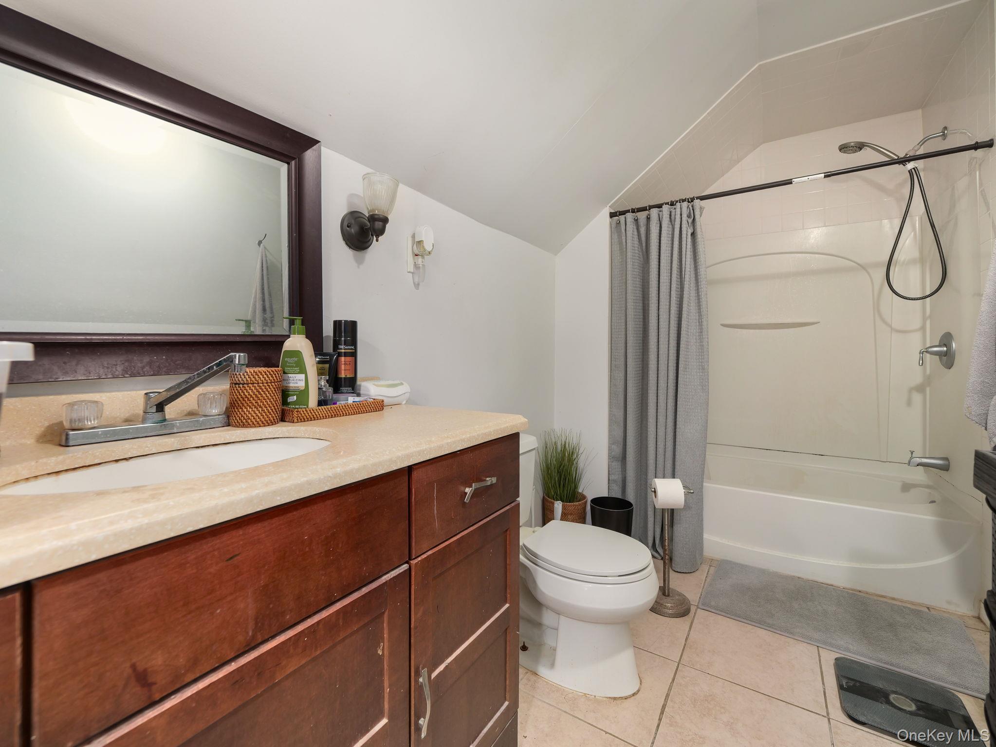 #17 photo, 14 Bellevue Road, Newburgh , NY 12550