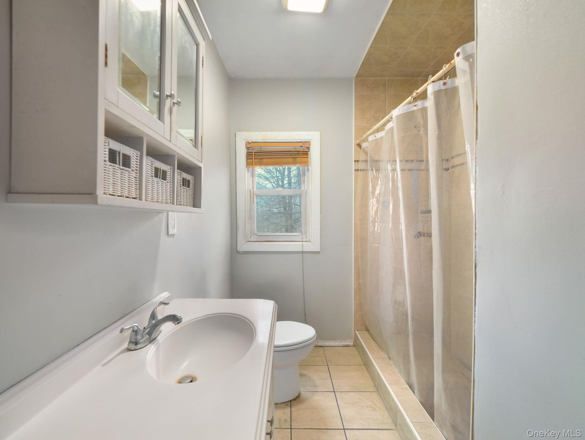 #6 photo, 14 Bellevue Road, Newburgh , NY 12550