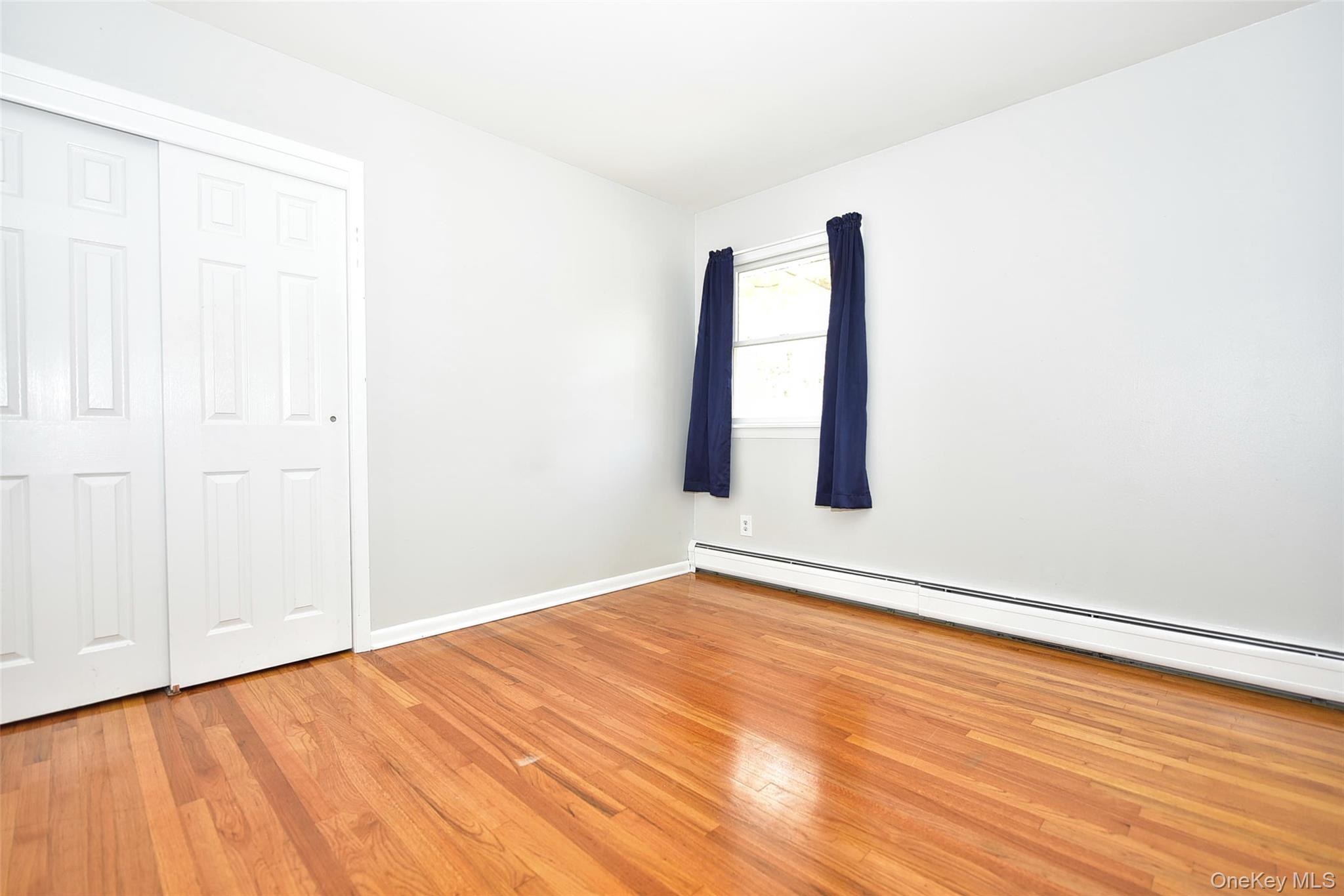 #20 photo, 33 S Hillcrest Road, Suffern , NY 10901