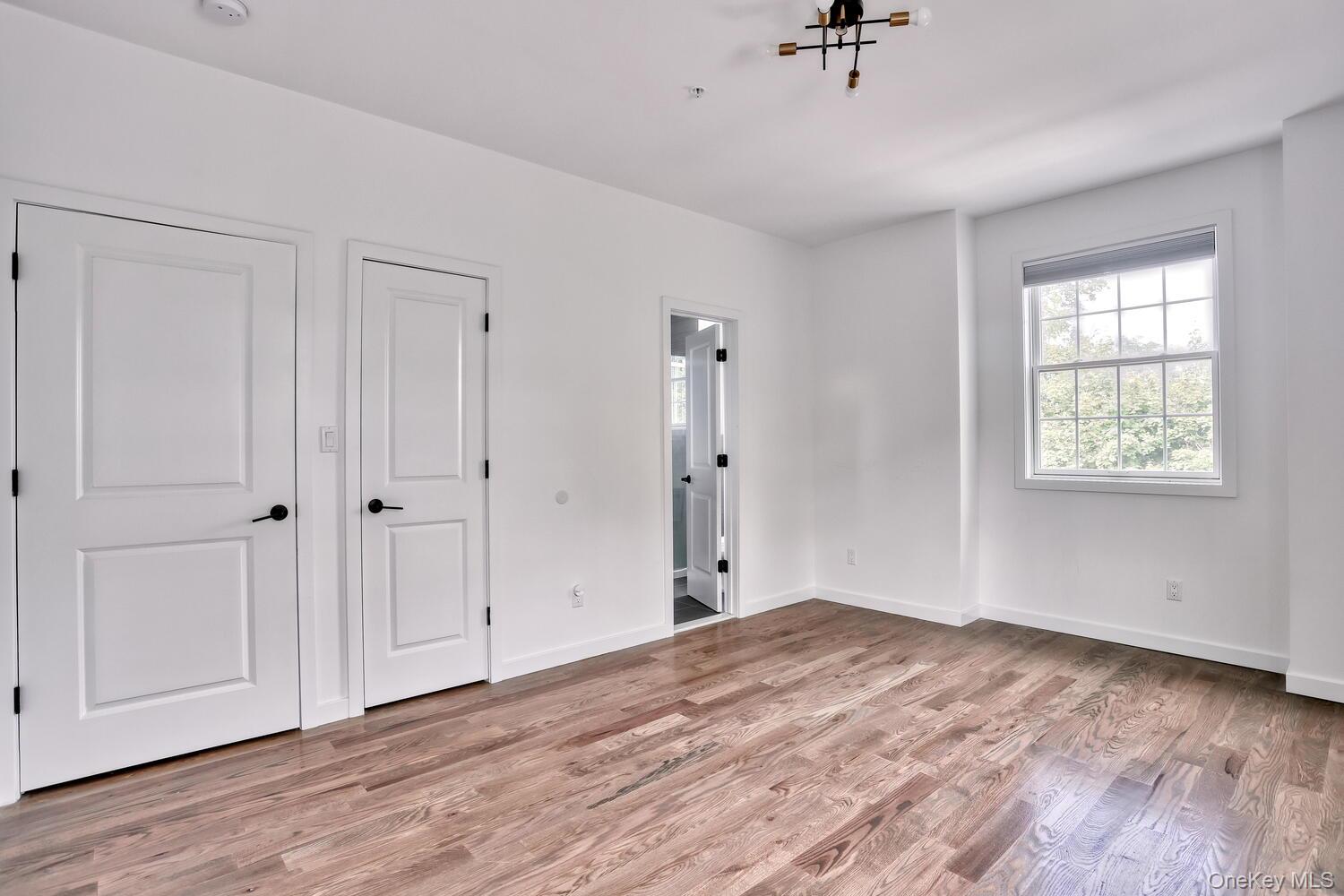 #13 photo, 962 S Route 9W, Congers , NY 10920