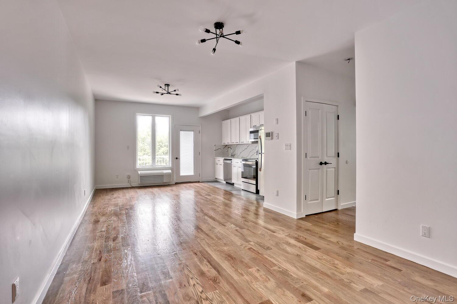 #5 photo, 962 S Route 9W, Congers , NY 10920