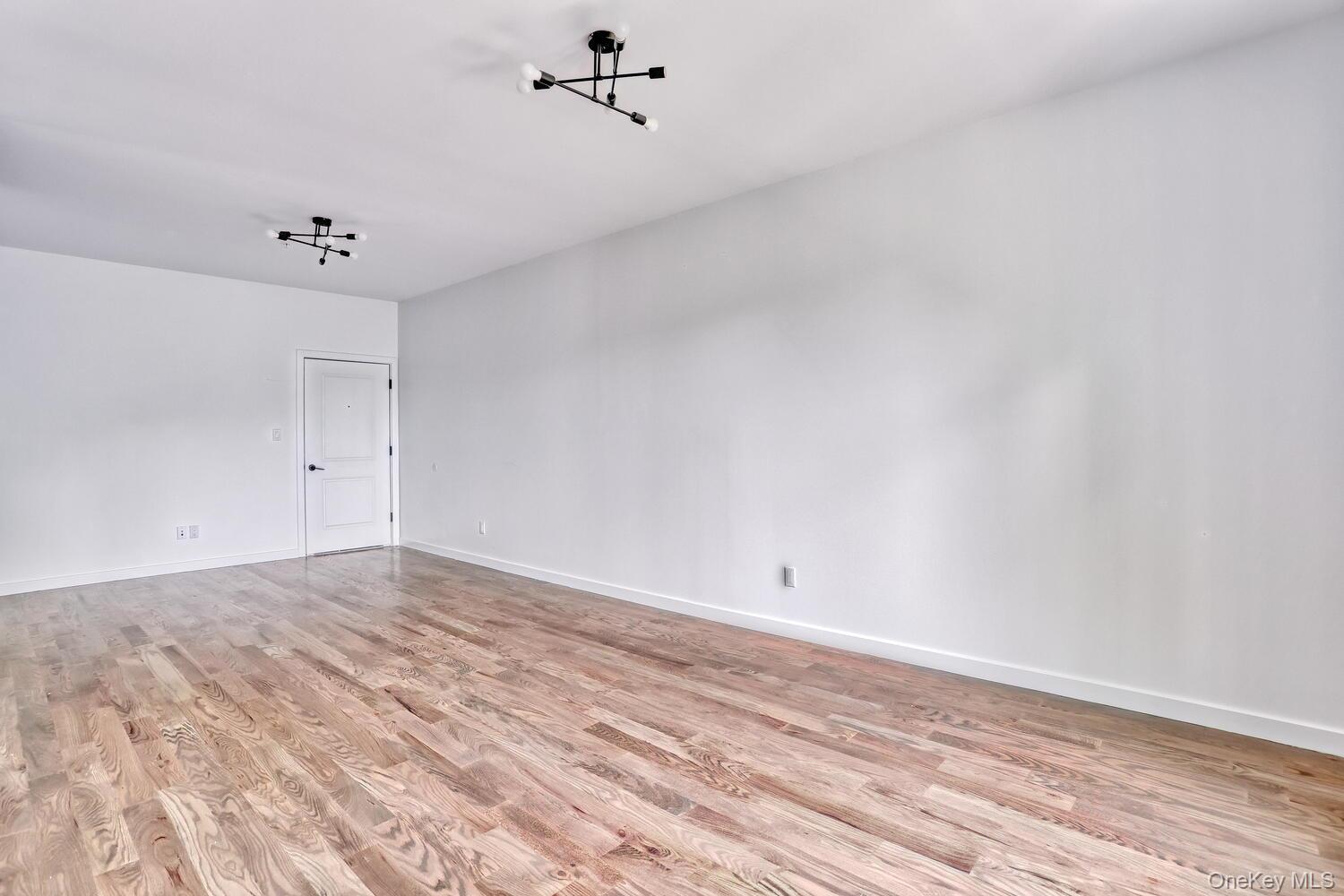 #9 photo, 962 S Route 9W, Congers , NY 10920