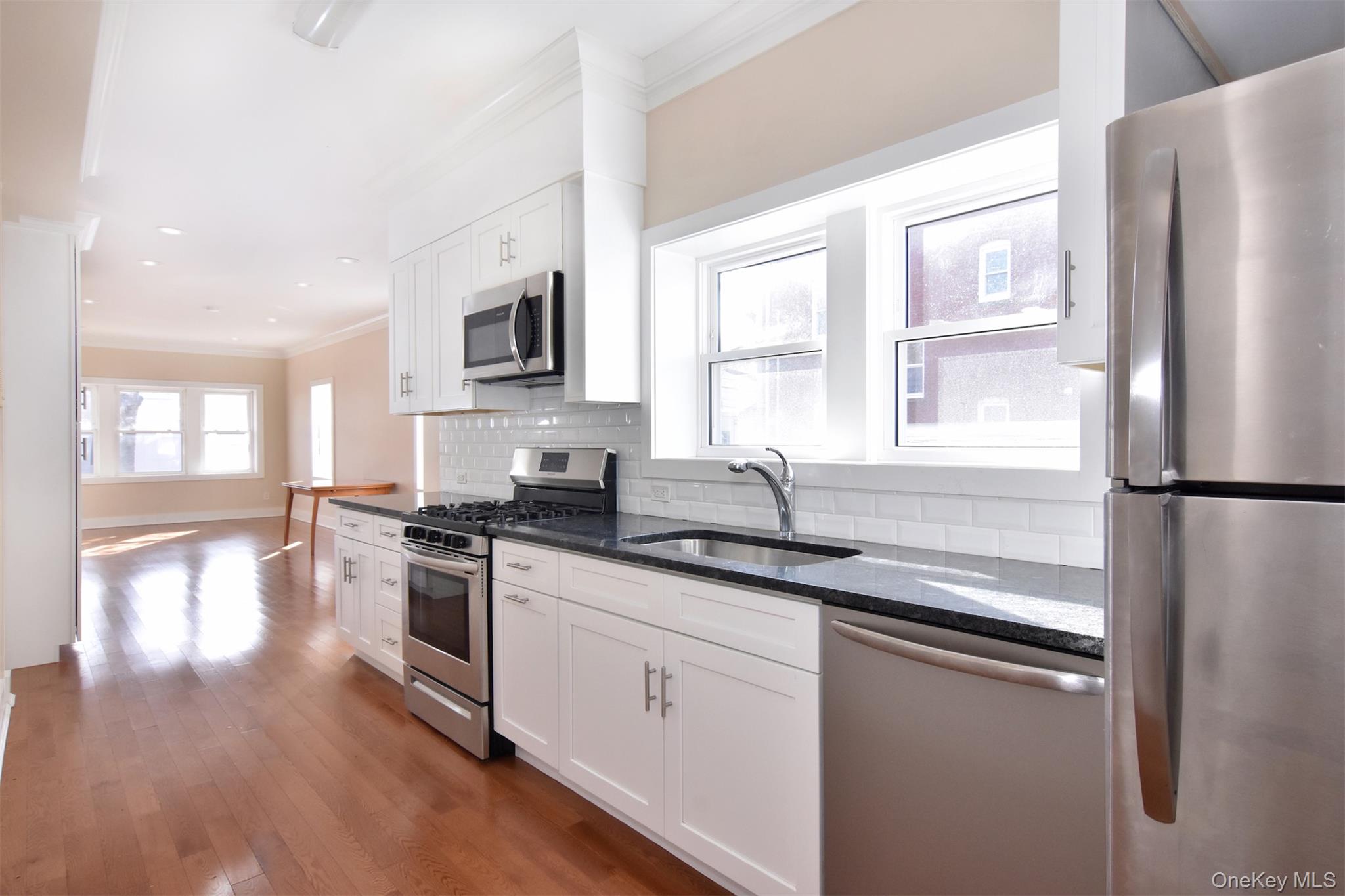 #2 photo, 519 Fifth Avenue, Pelham , NY 10803