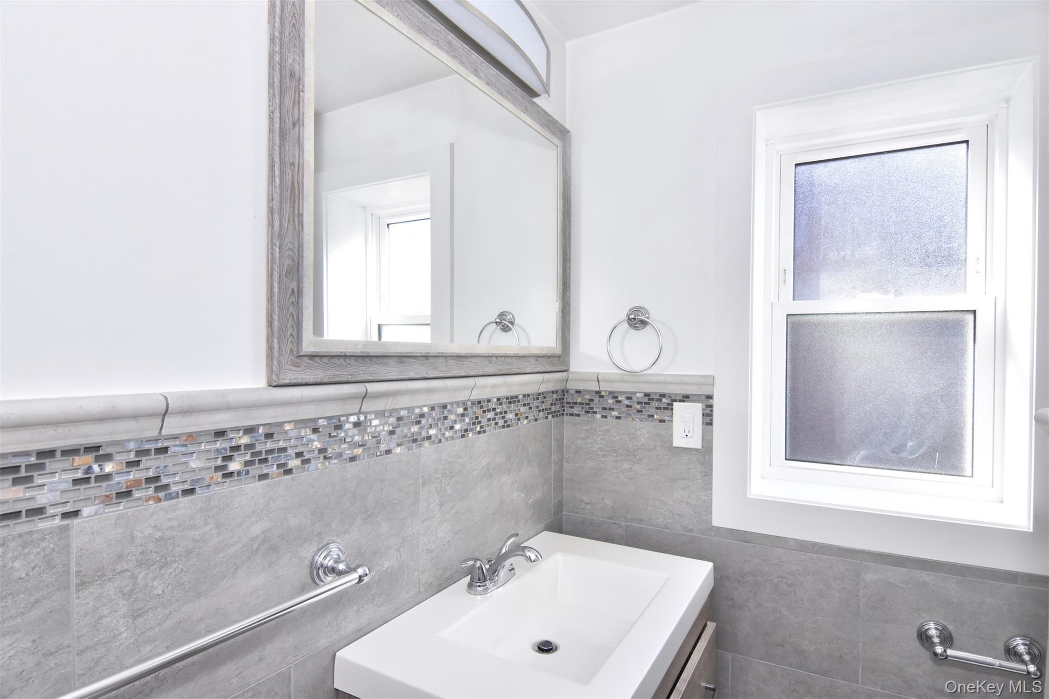 #7 photo, 519 Fifth Avenue, Pelham , NY 10803