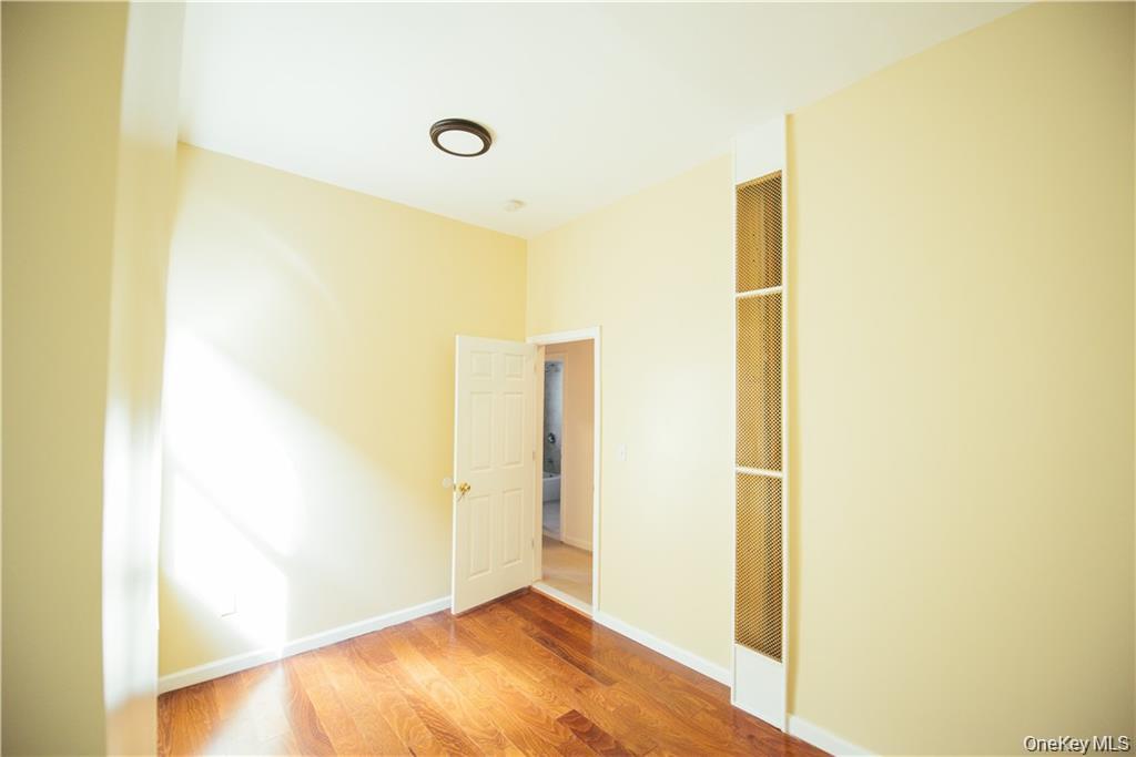 #7 photo, 1443 Beach Avenue, ブロンクス区 Bronx , NY 10460