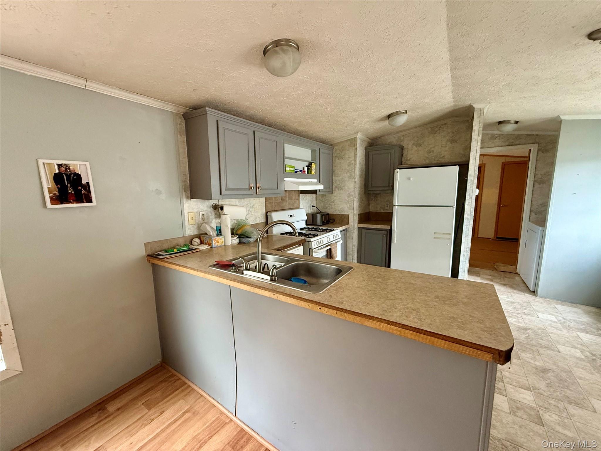 #4 photo, 568 Gulliver Terrace, Walden , NY 12586