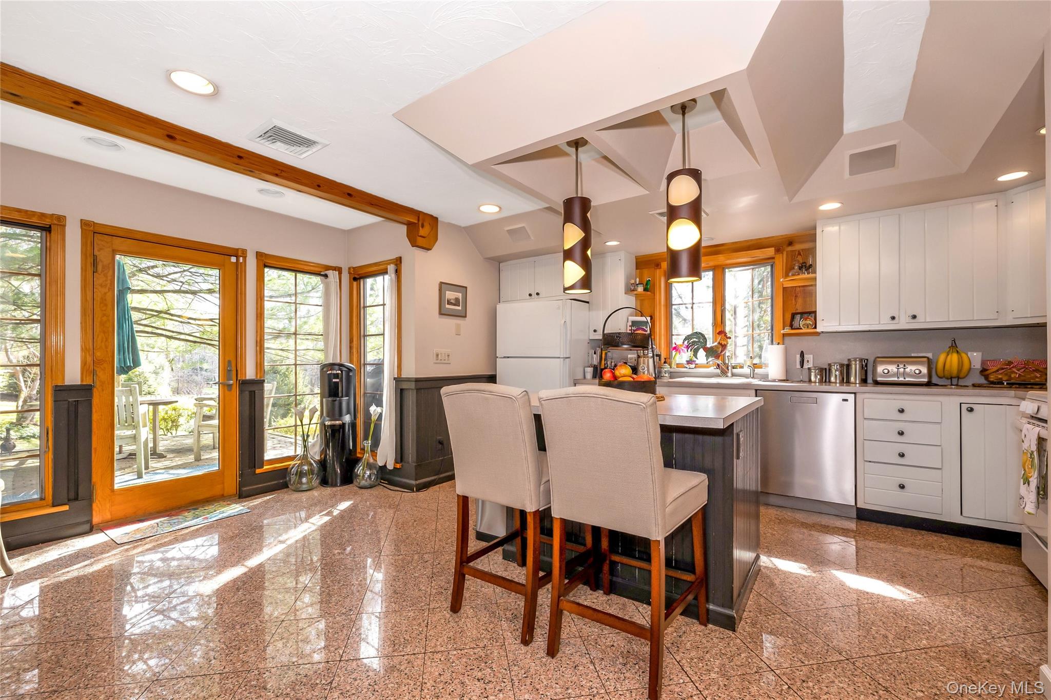 #4 photo, 16 Faraway Road, Armonk , NY 10504