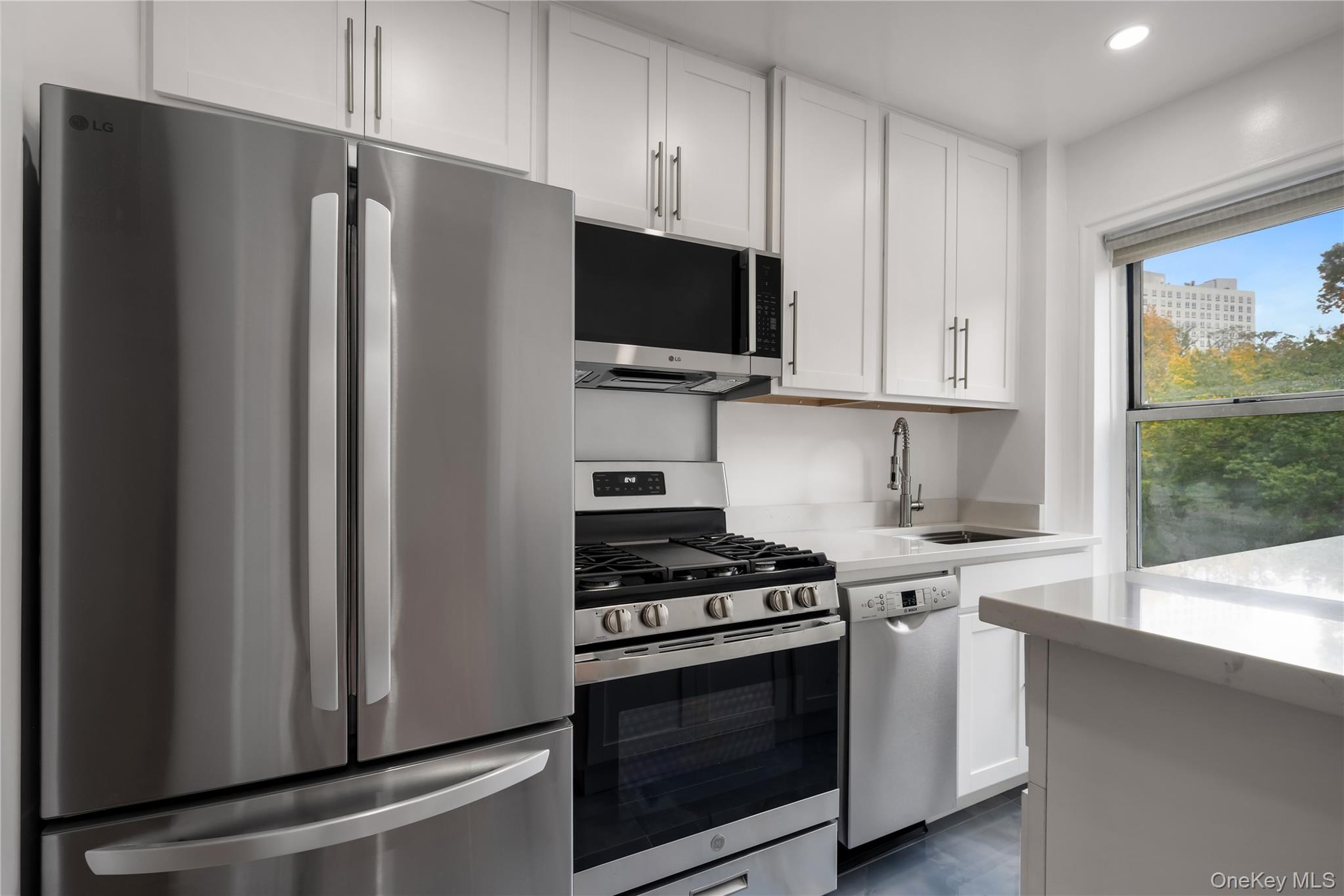 #14 photo, 5430 Netherland Avenue, Bronx , NY 10471