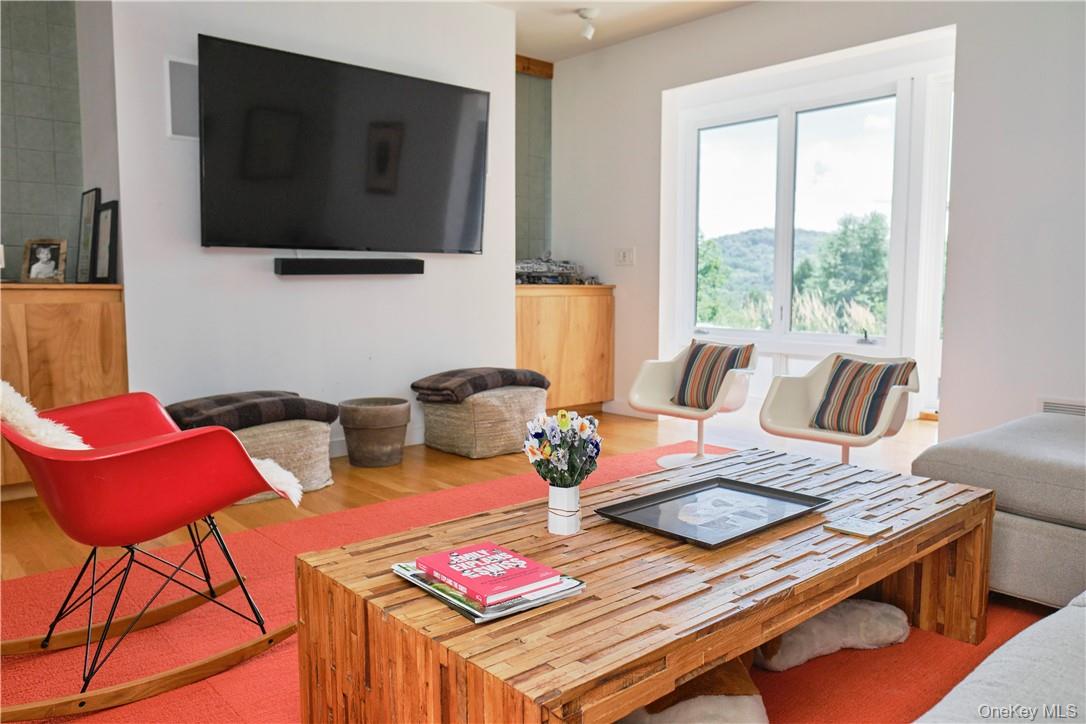 #19 photo, 194 Pleasant Ridge Road, Poughquag , NY 12570