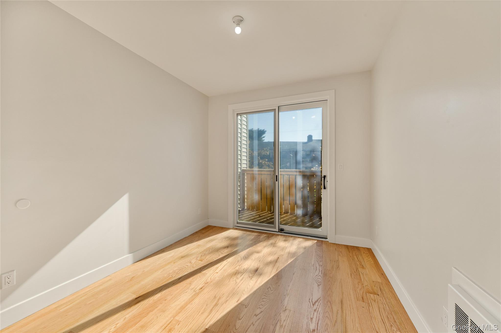 #15 photo, 17 Lazer Court, Spring Valley , NY 10977