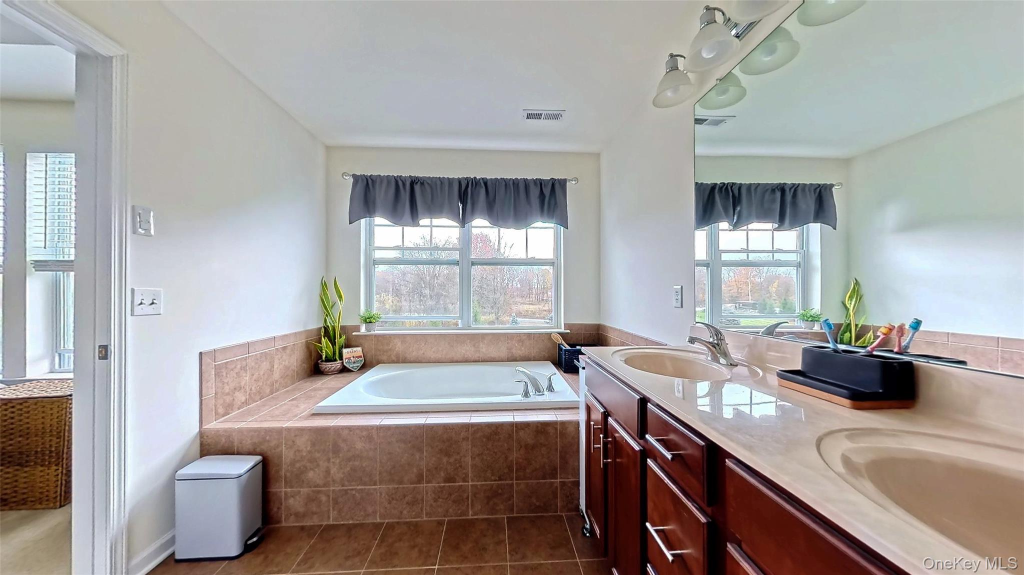 #16 photo, 15 Lindentree Lane, Middletown , NY 10940