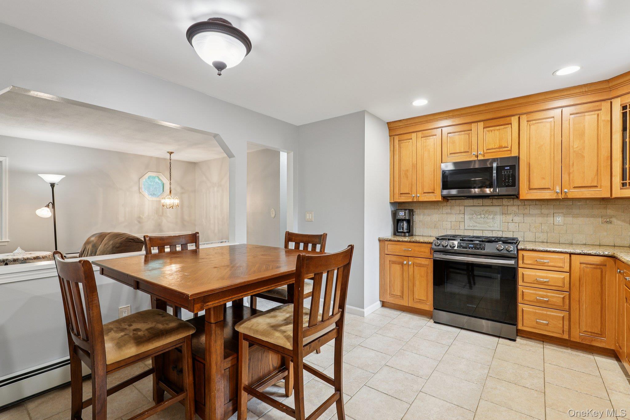 #9 photo, 118 Standish Drive, Pearl River , NY 10965