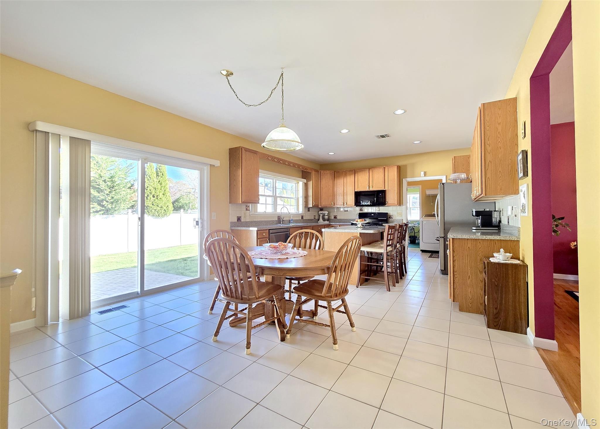 #7 photo, 5 North Street, サフォーク郡 Coram , NY 11727