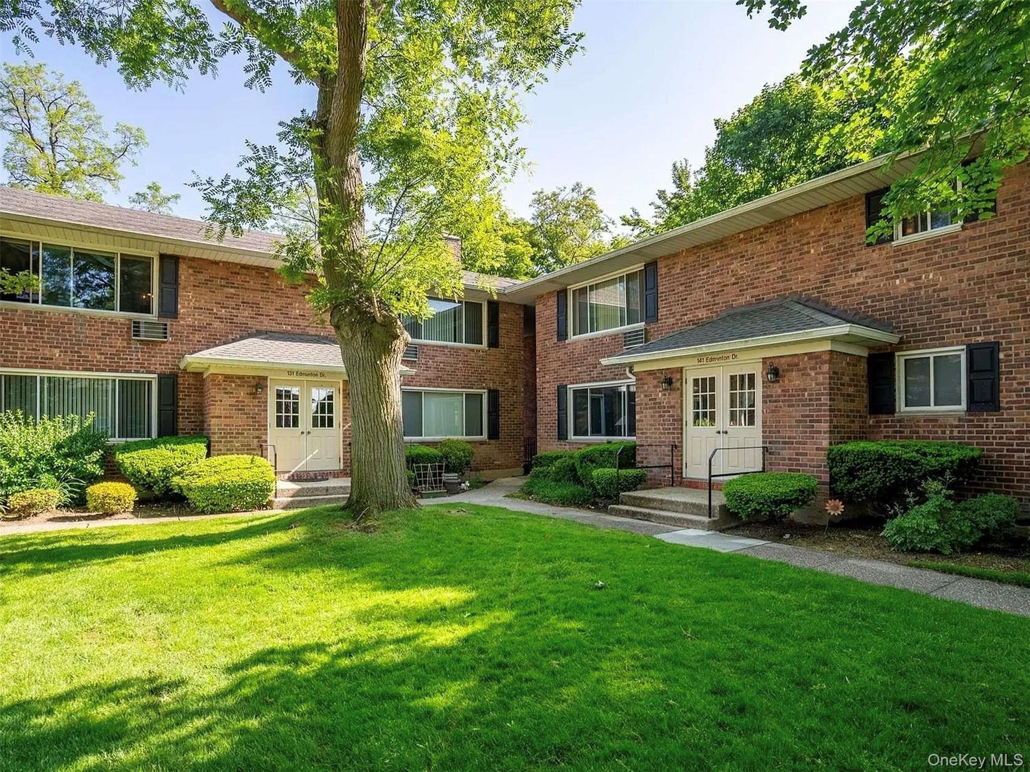 #1 photo, 131 Edmonton Drive, North Babylon , NY 11703