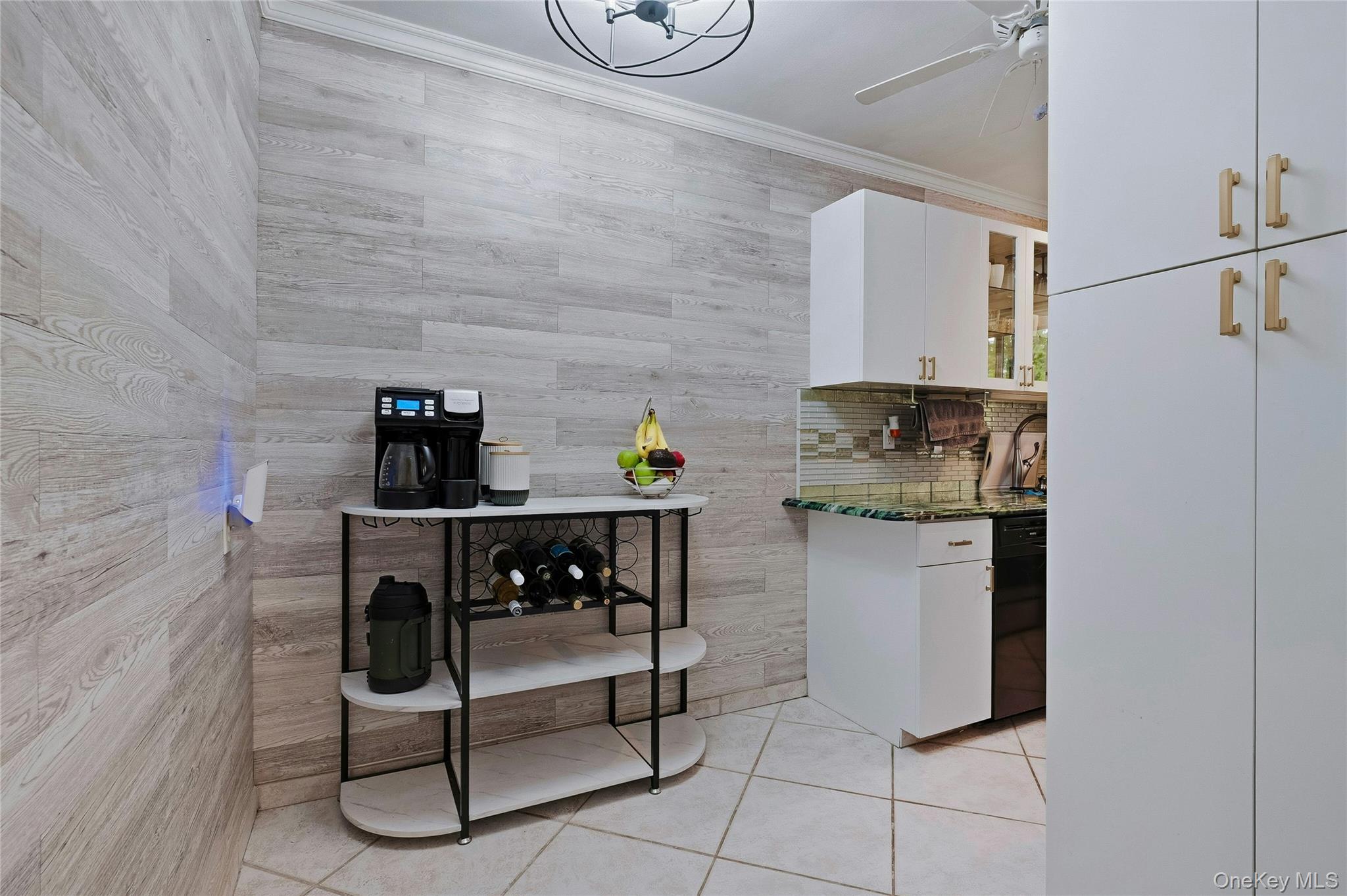 #12 photo, 131 Edmonton Drive, サフォーク郡 North Babylon , NY 11703