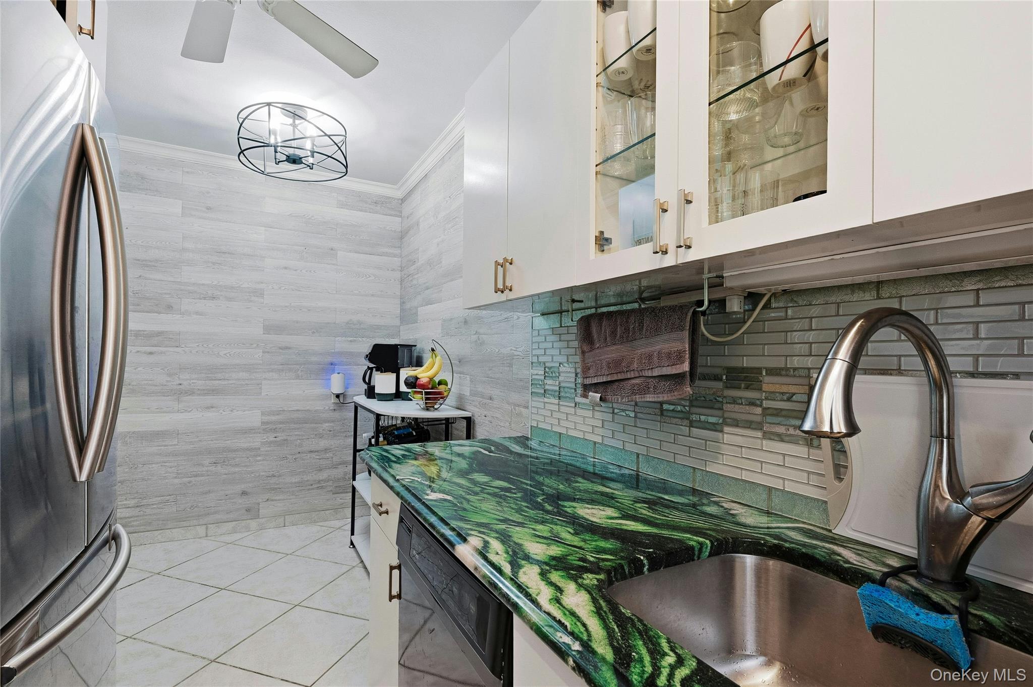 #16 photo, 131 Edmonton Drive, サフォーク郡 North Babylon , NY 11703