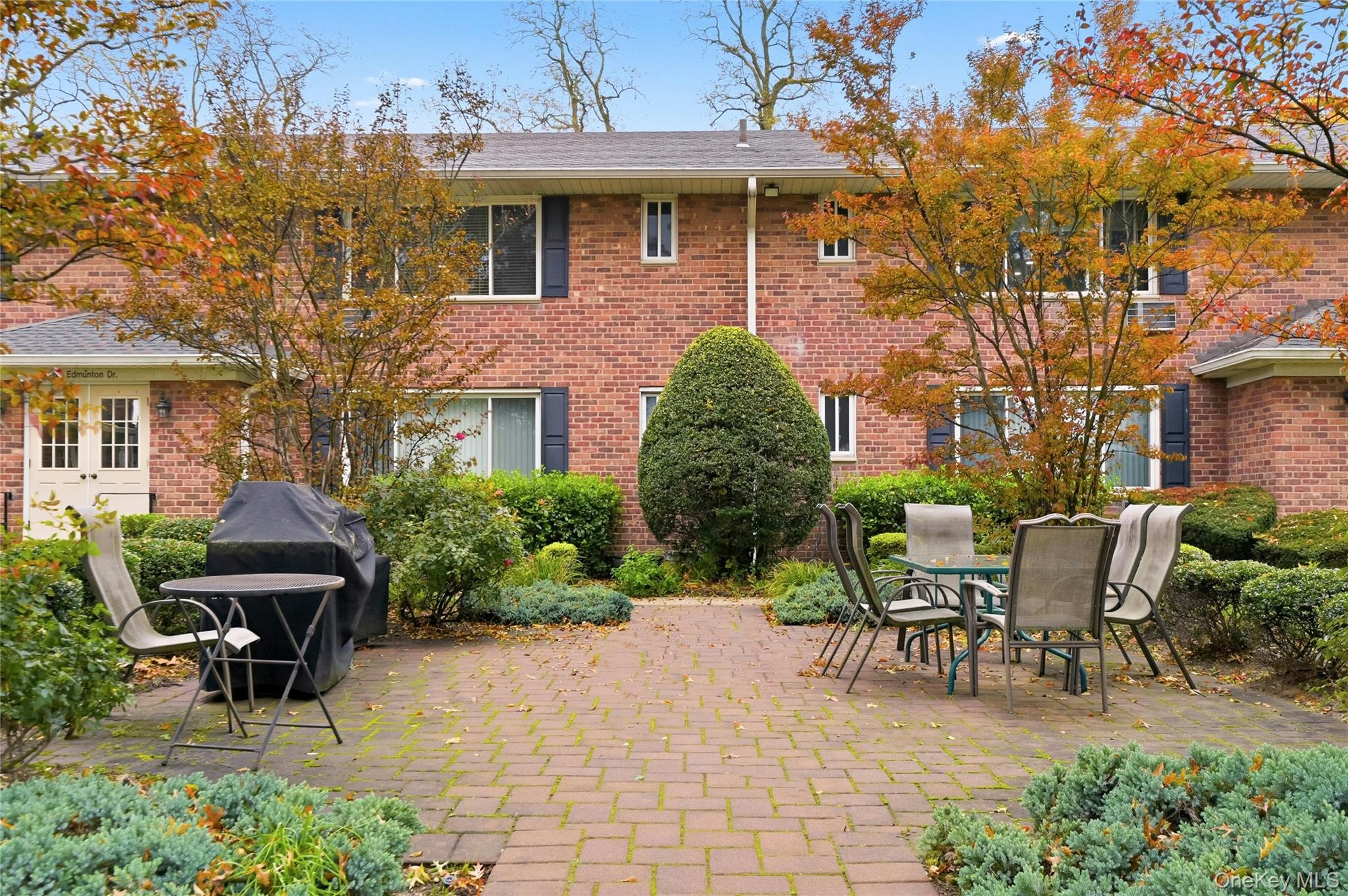 #4 photo, 131 Edmonton Drive, サフォーク郡 North Babylon , NY 11703