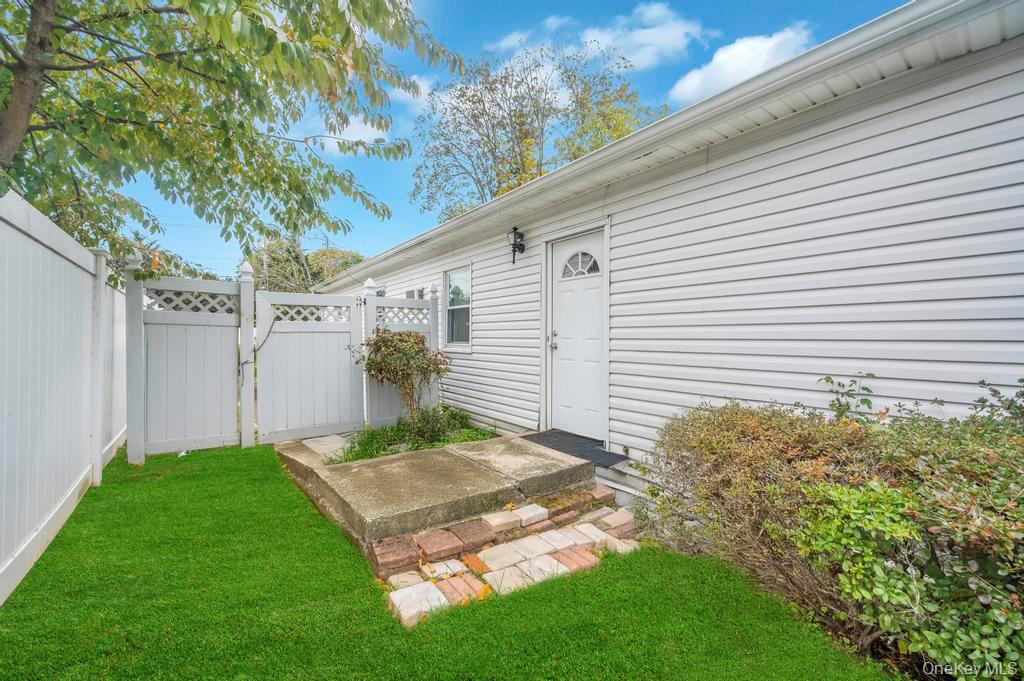 #8 photo, 182 Commack Road, サフォーク郡 Deer Park , NY 11729