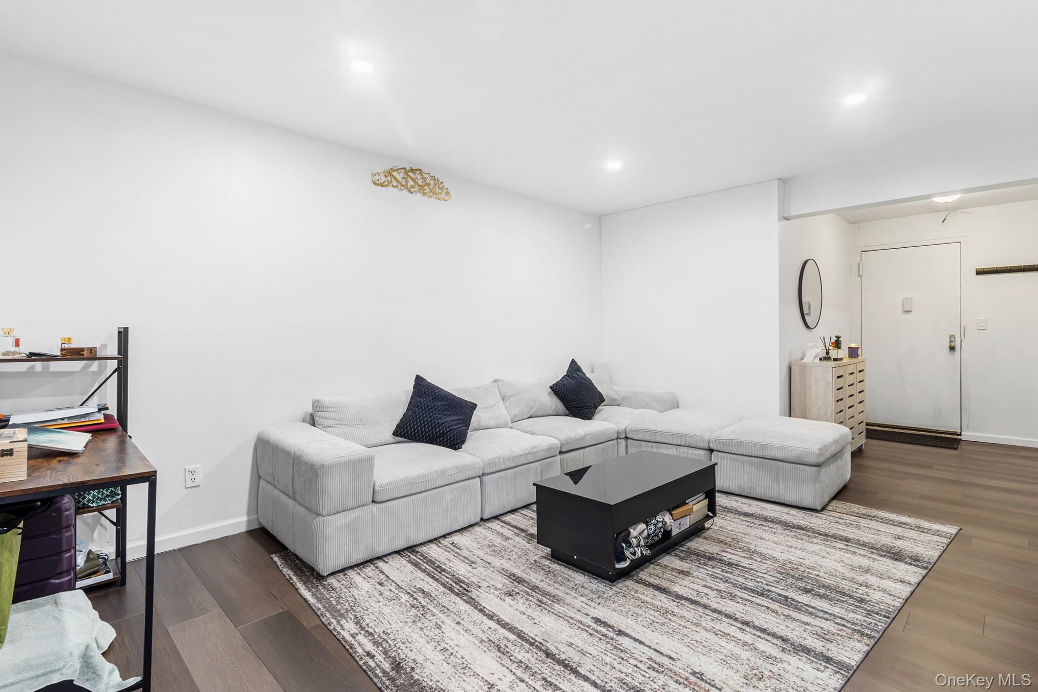 #11 photo, 20 Wendell Avenue, Hempstead , NY 11550