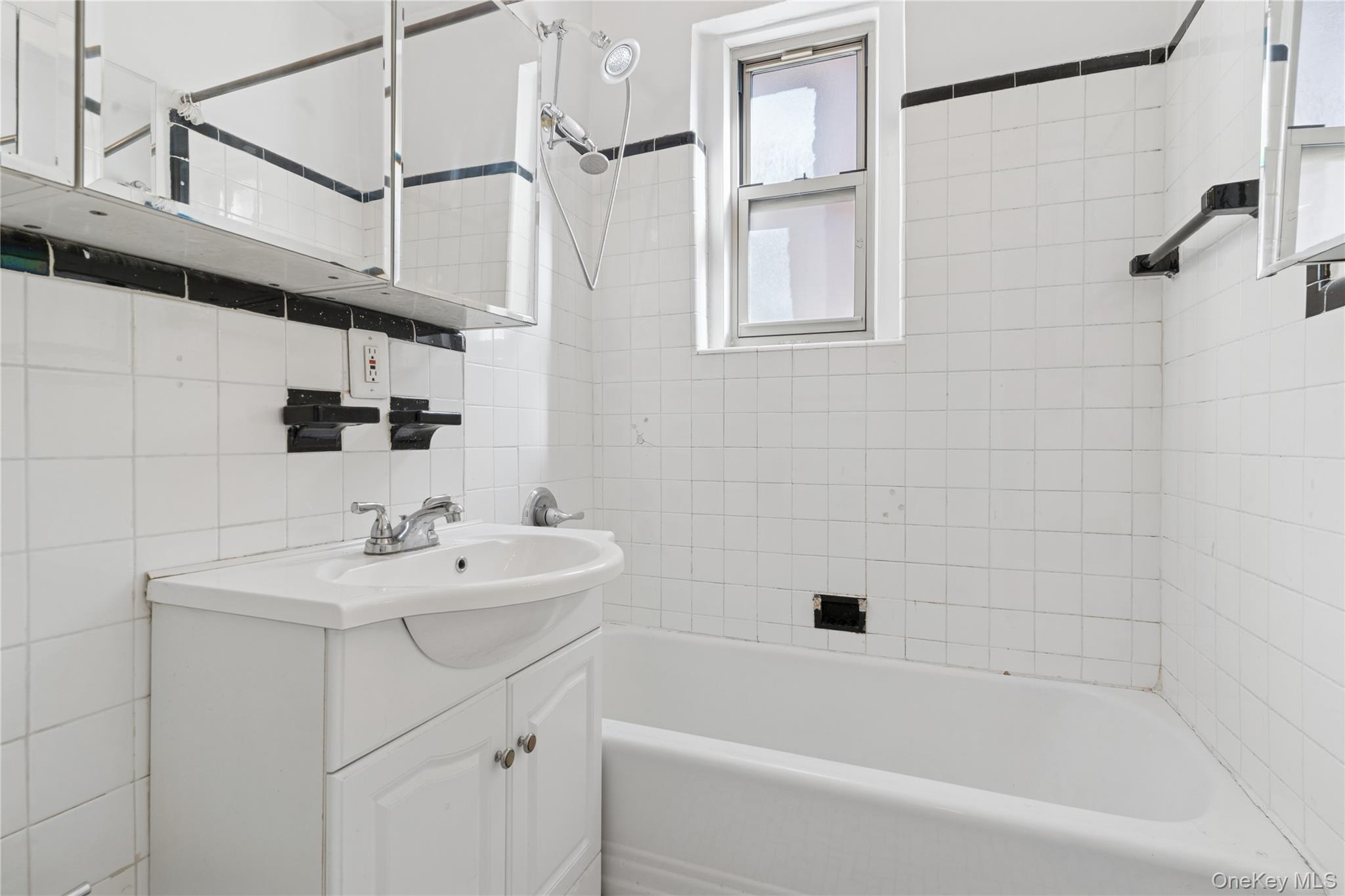 #10 photo, 110-31 73rd Road, クイーンズ区 Forest Hills , NY 11375