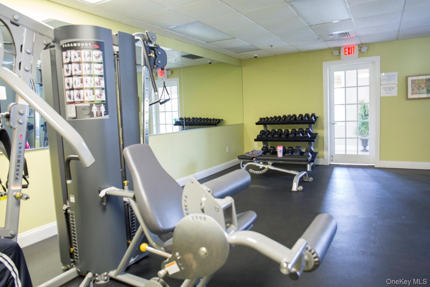 #20 photo, 1120 Willow Lane, ナッソー郡 Valley Stream , NY 11580