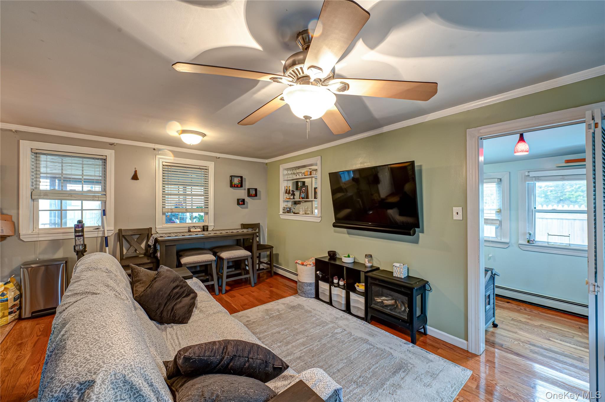 #5 photo, 96 Huntington Drive, サフォーク郡 Mastic Beach , NY 11951